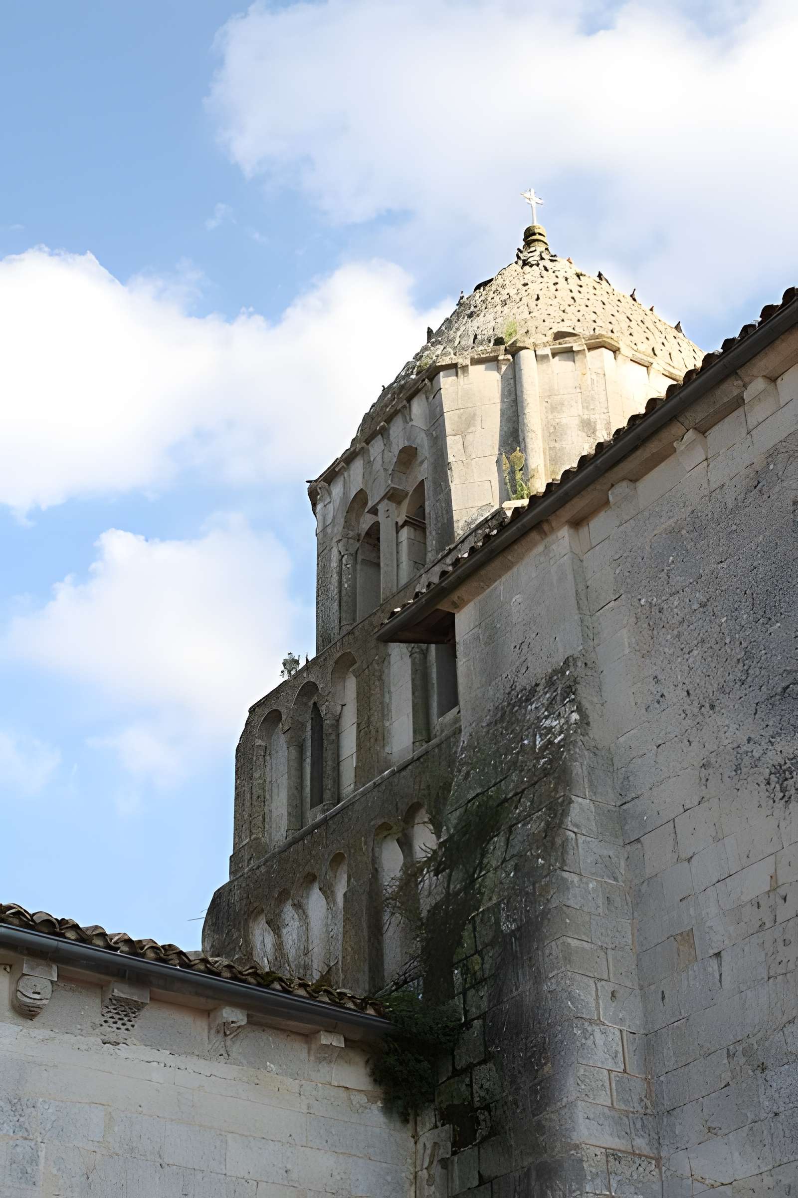 Église Saint-Séverin de Nieul-le-Virouil