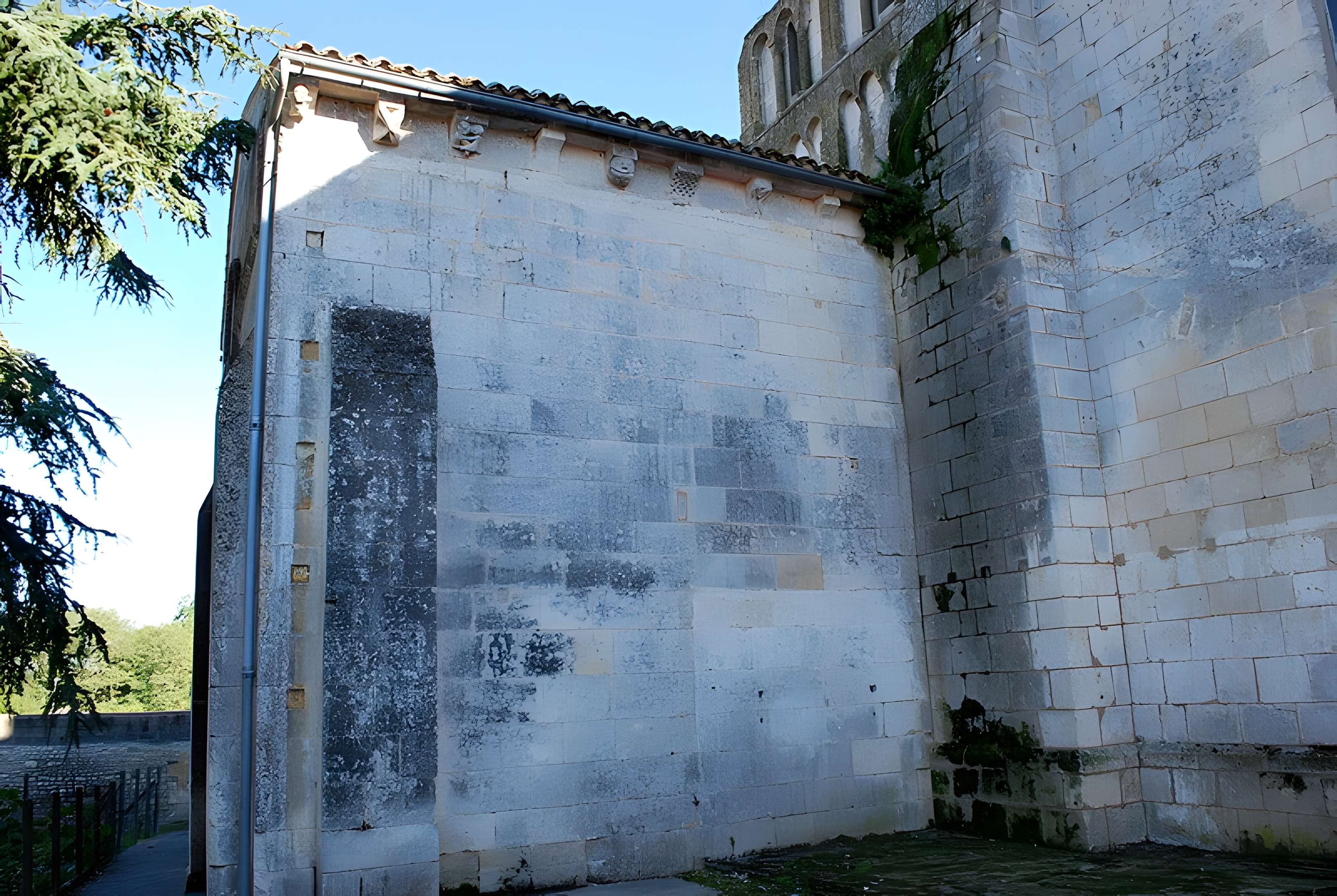 Église Saint-Séverin de Nieul-le-Virouil