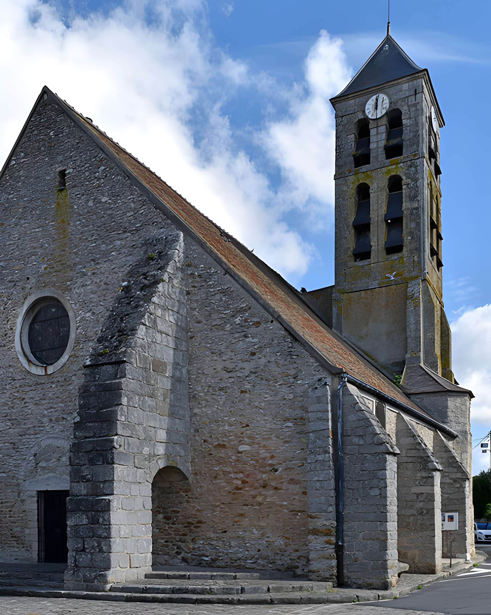 Église Saints-Gervais-et-Protais de Perthes