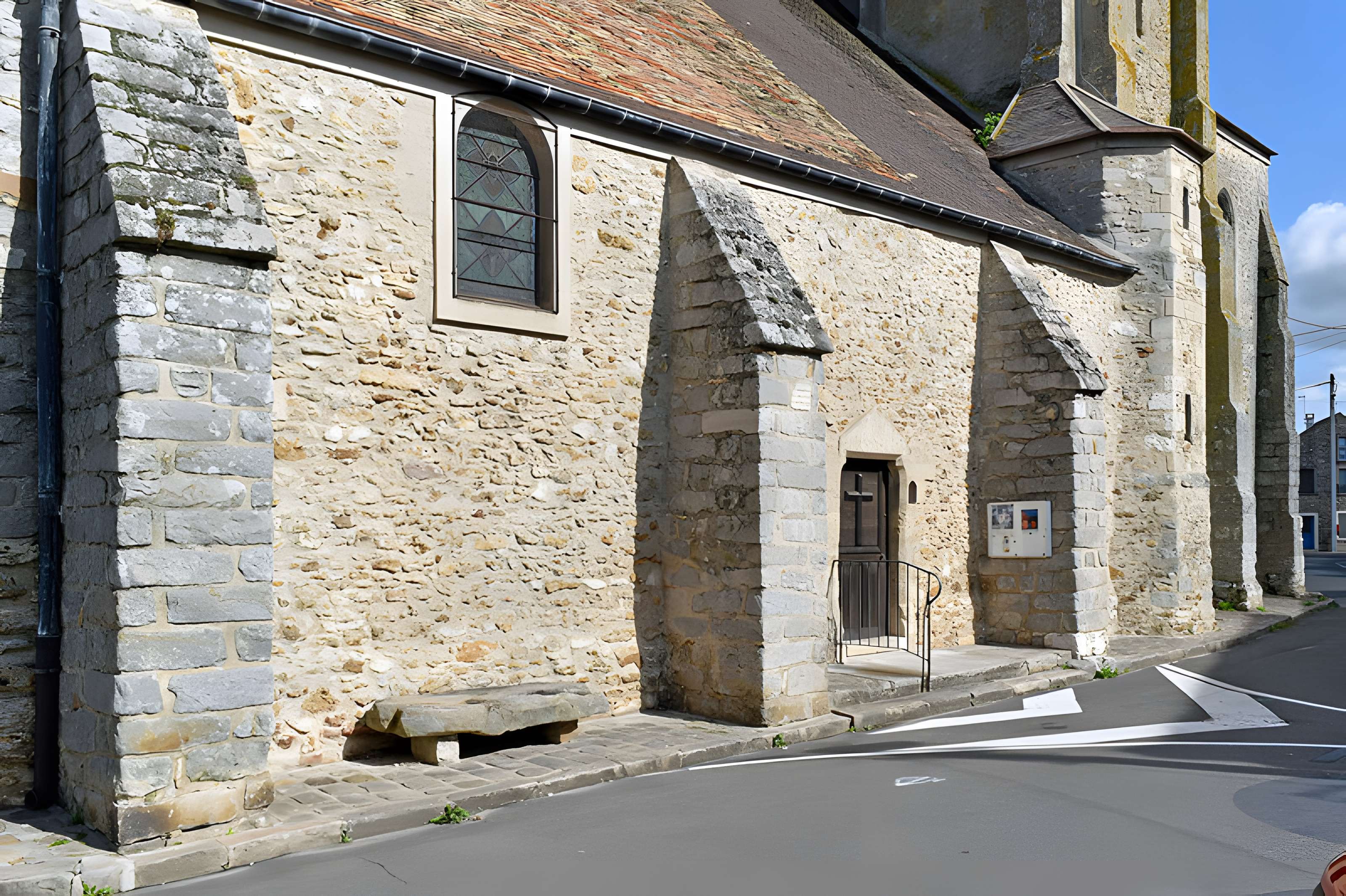 Église Saints-Gervais-et-Protais de Perthes