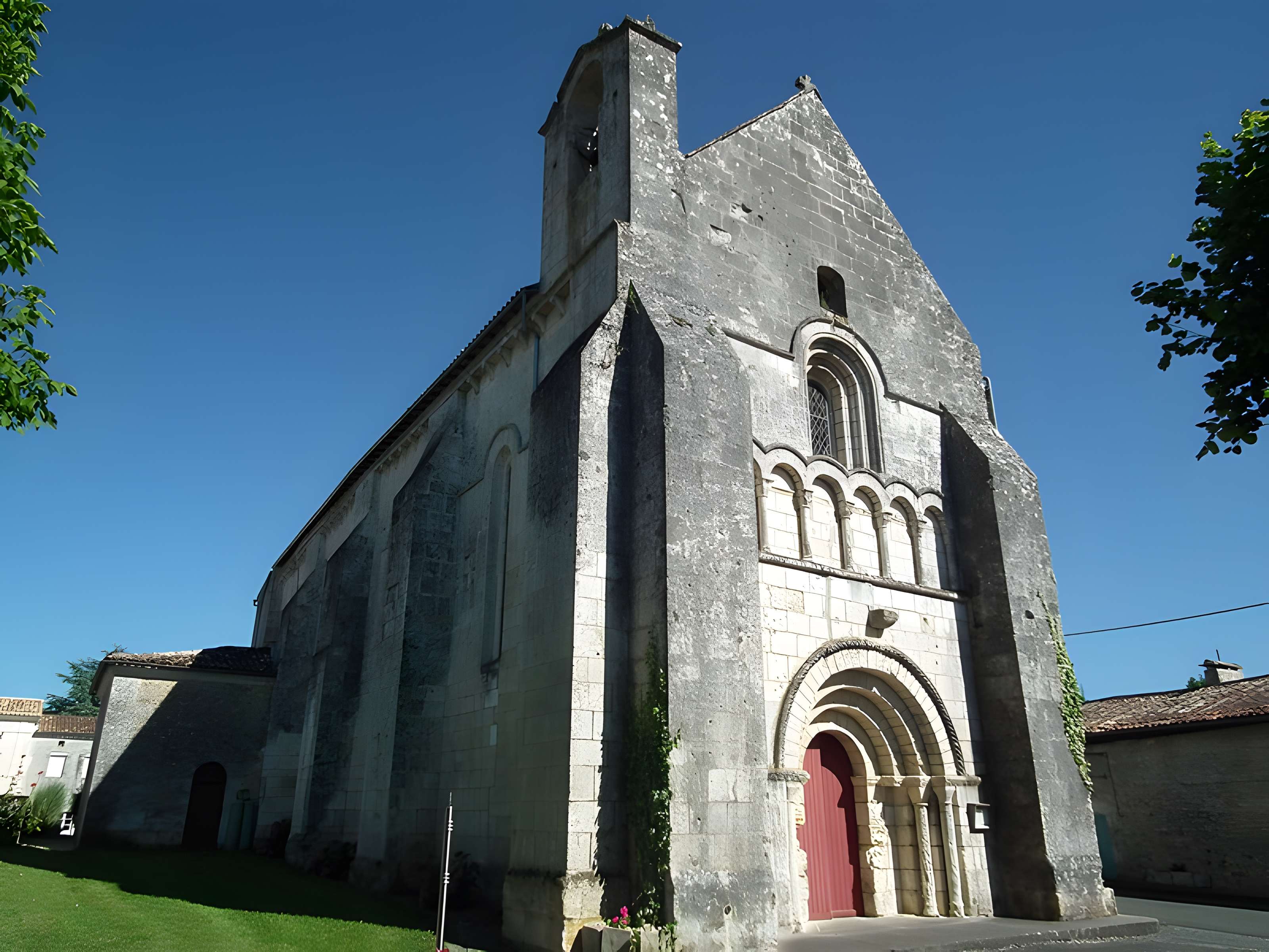 Église Saint-Simon de Saint-Simon-de-Bordes