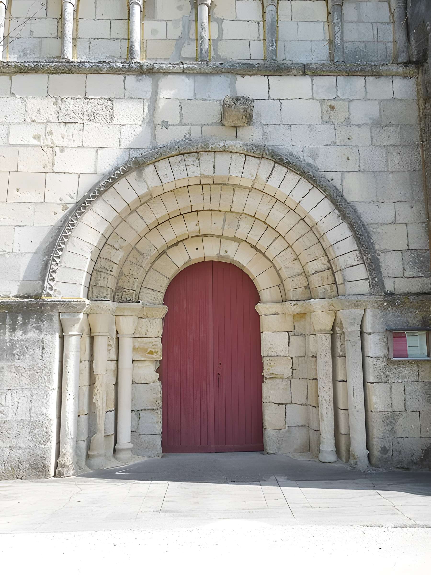 Église Saint-Simon de Saint-Simon-de-Bordes