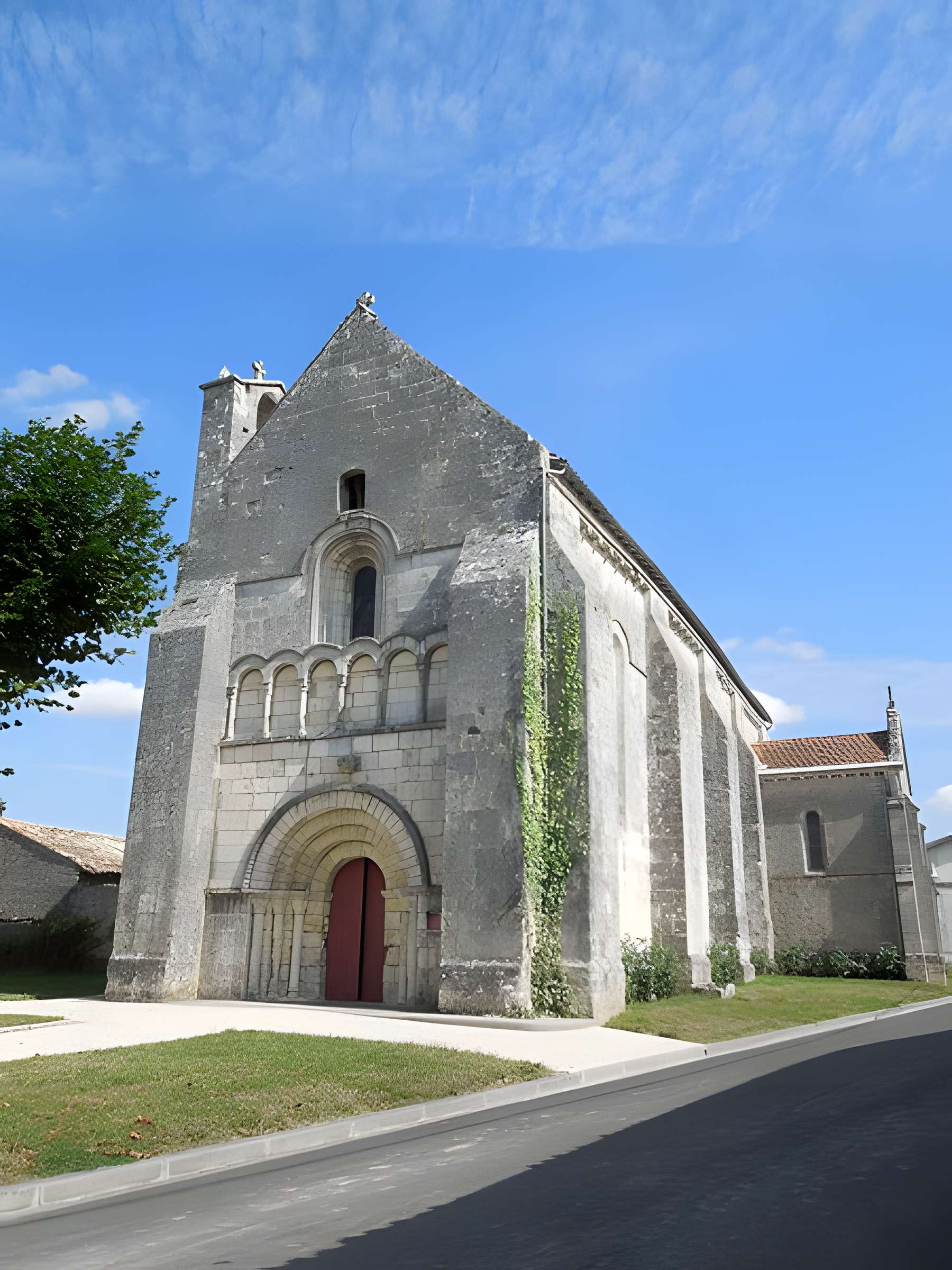 Église Saint-Simon de Saint-Simon-de-Bordes