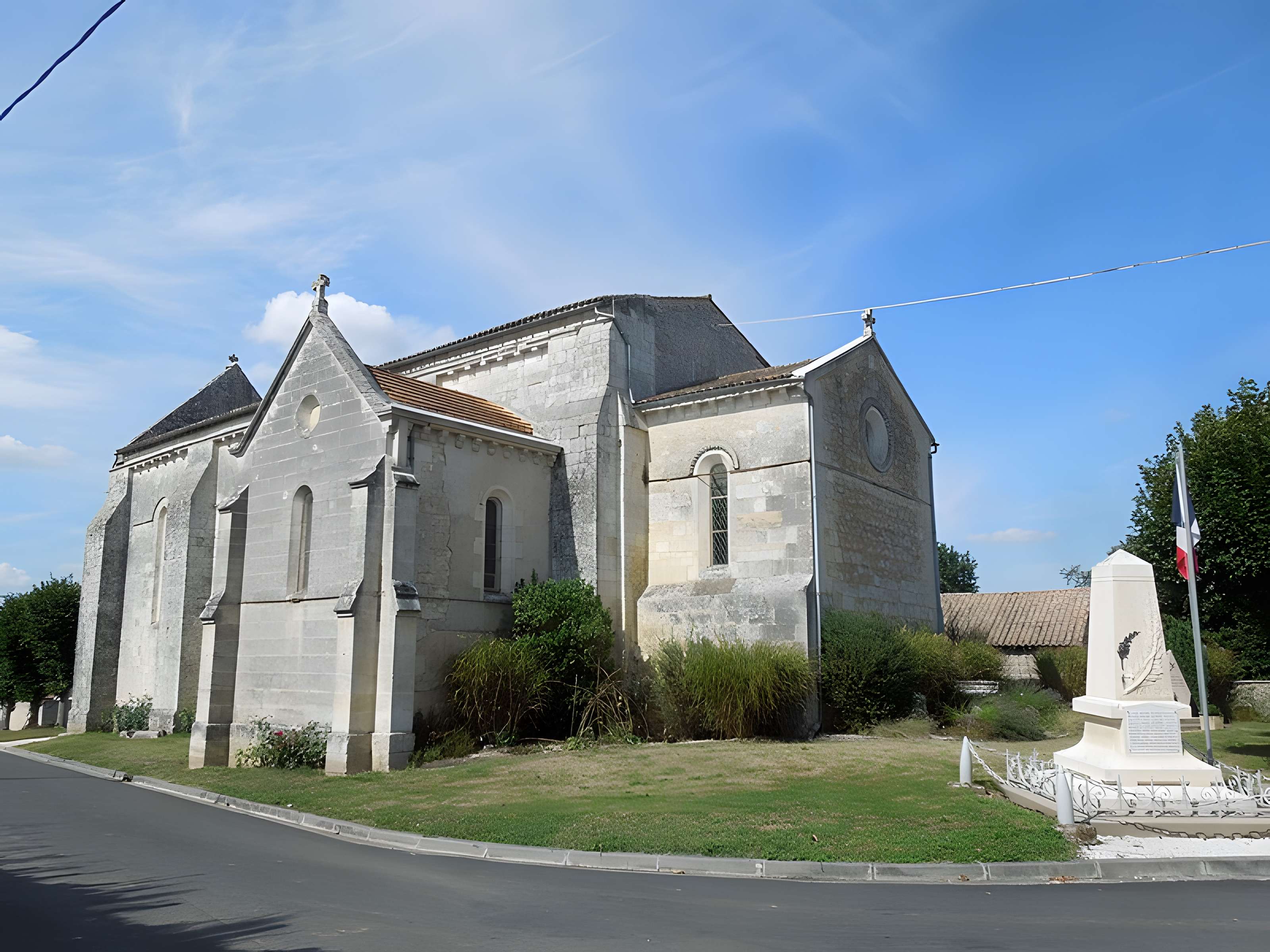 Église Saint-Simon de Saint-Simon-de-Bordes