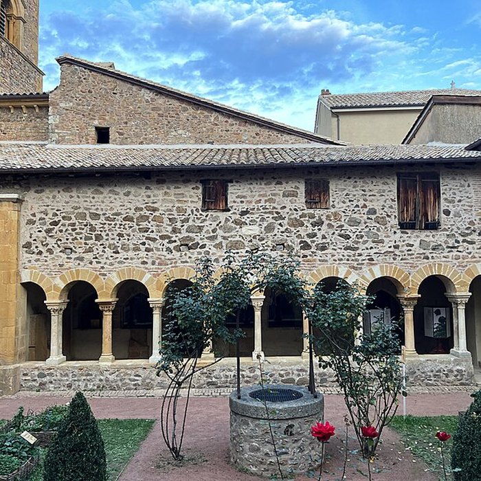 Photo de Église Saints-Martin-et-Laurent de Salles-Arbuissonnas-en-Beaujolais