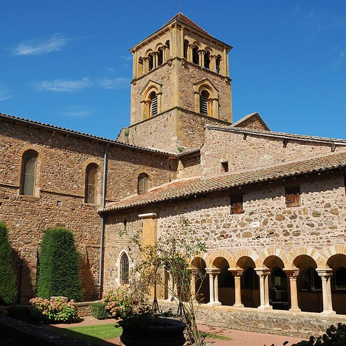 Photo de Église Saints-Martin-et-Laurent de Salles-Arbuissonnas-en-Beaujolais