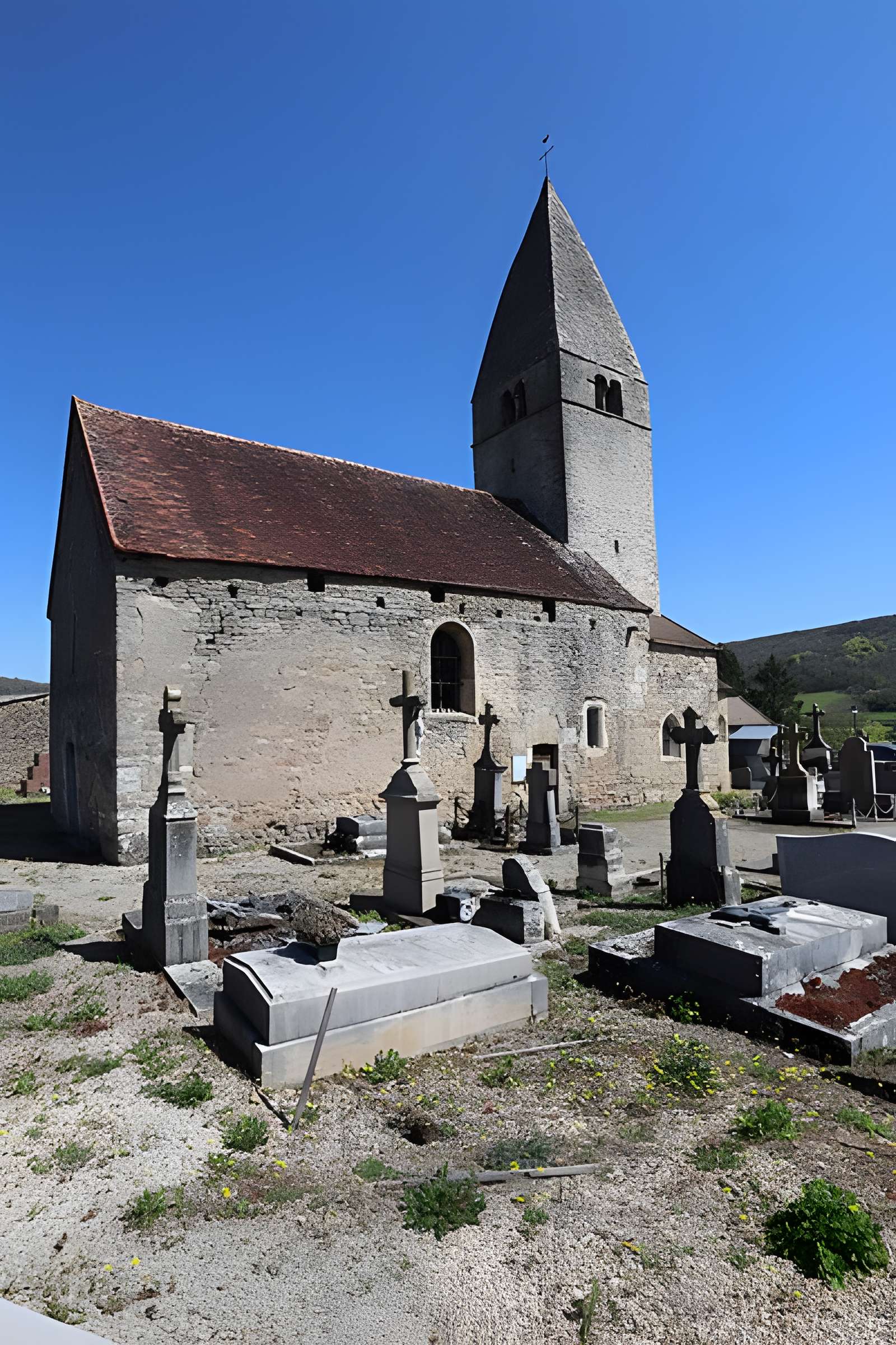 Église Saints-Pierre-et-Paul de Chamilly