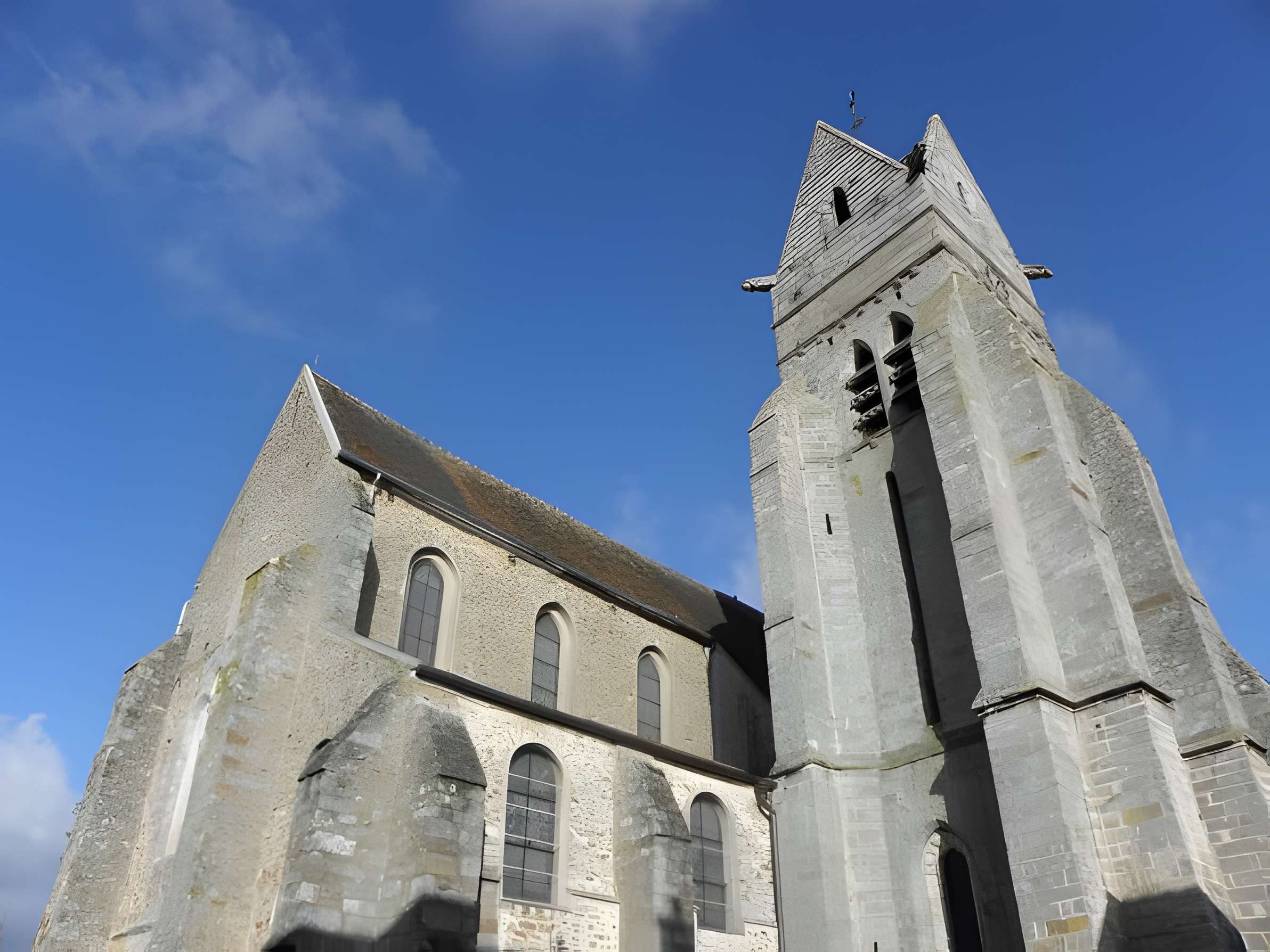 Église Saints-Pierre-et-Paul de Chaumes-en-Brie