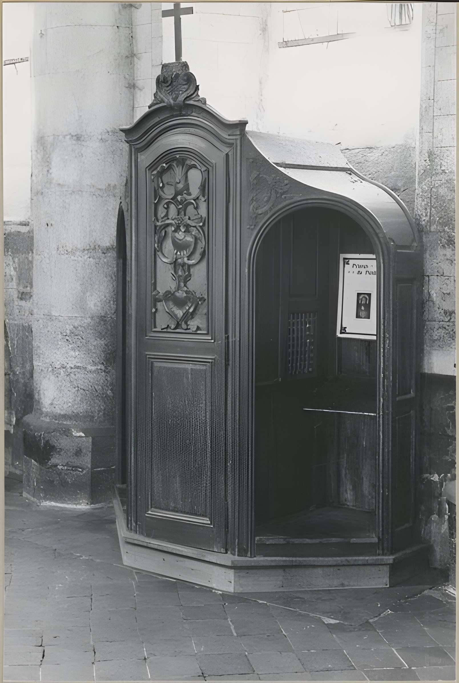 Église Saints-Pierre-et-Paul de Chaumes-en-Brie