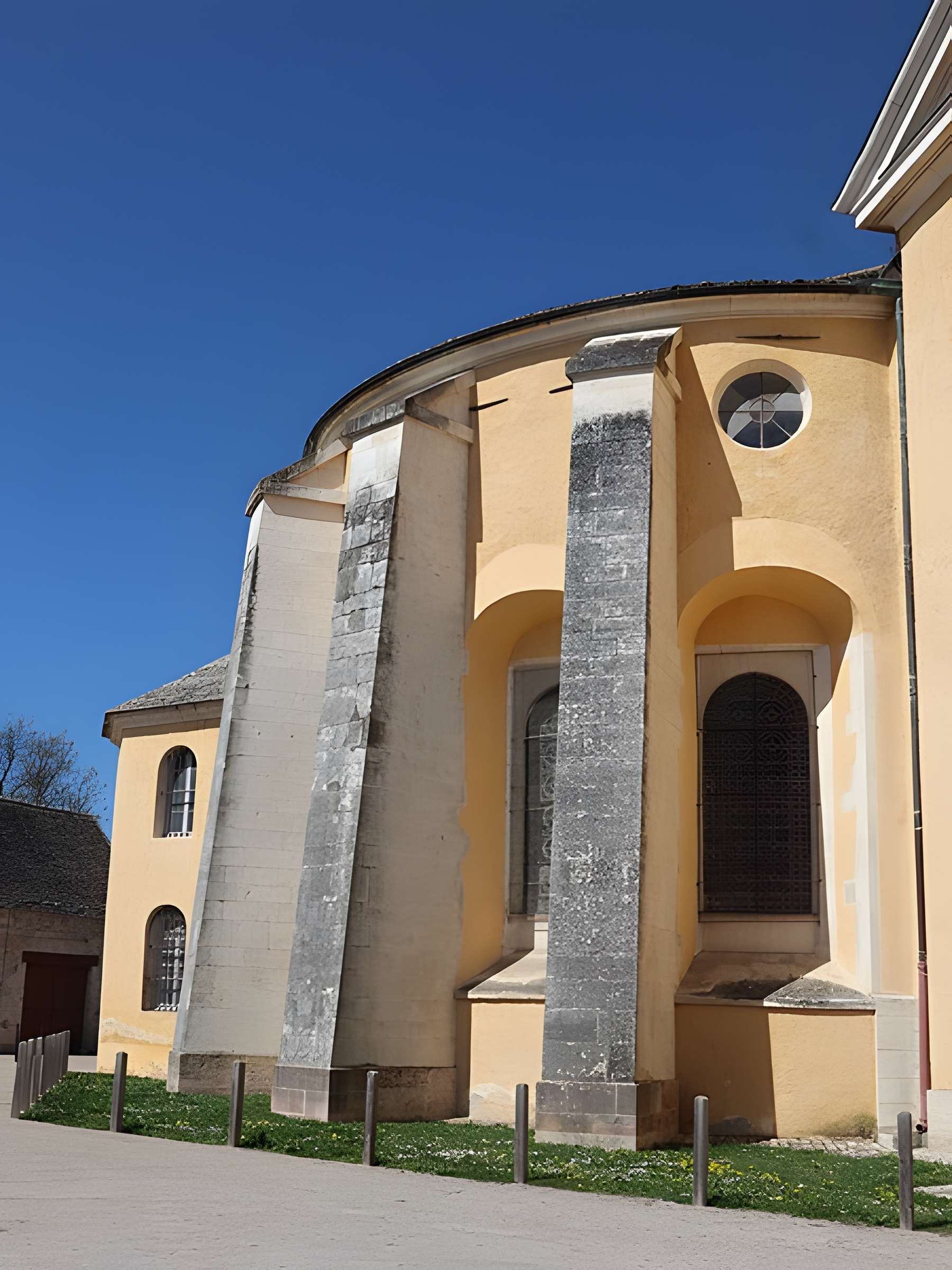 Église Saints-Pierre-et-Paul de Givry