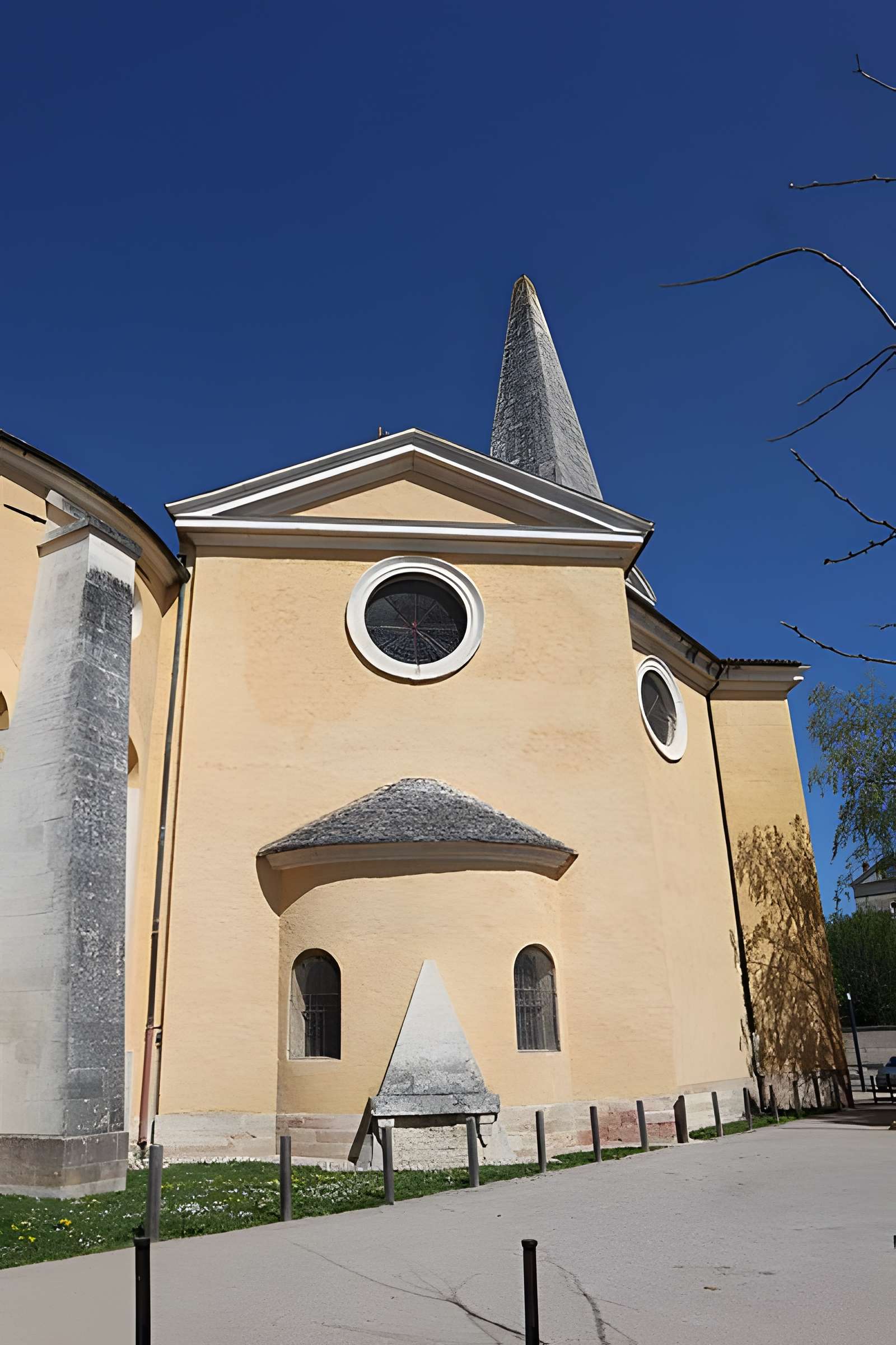 Église Saints-Pierre-et-Paul de Givry