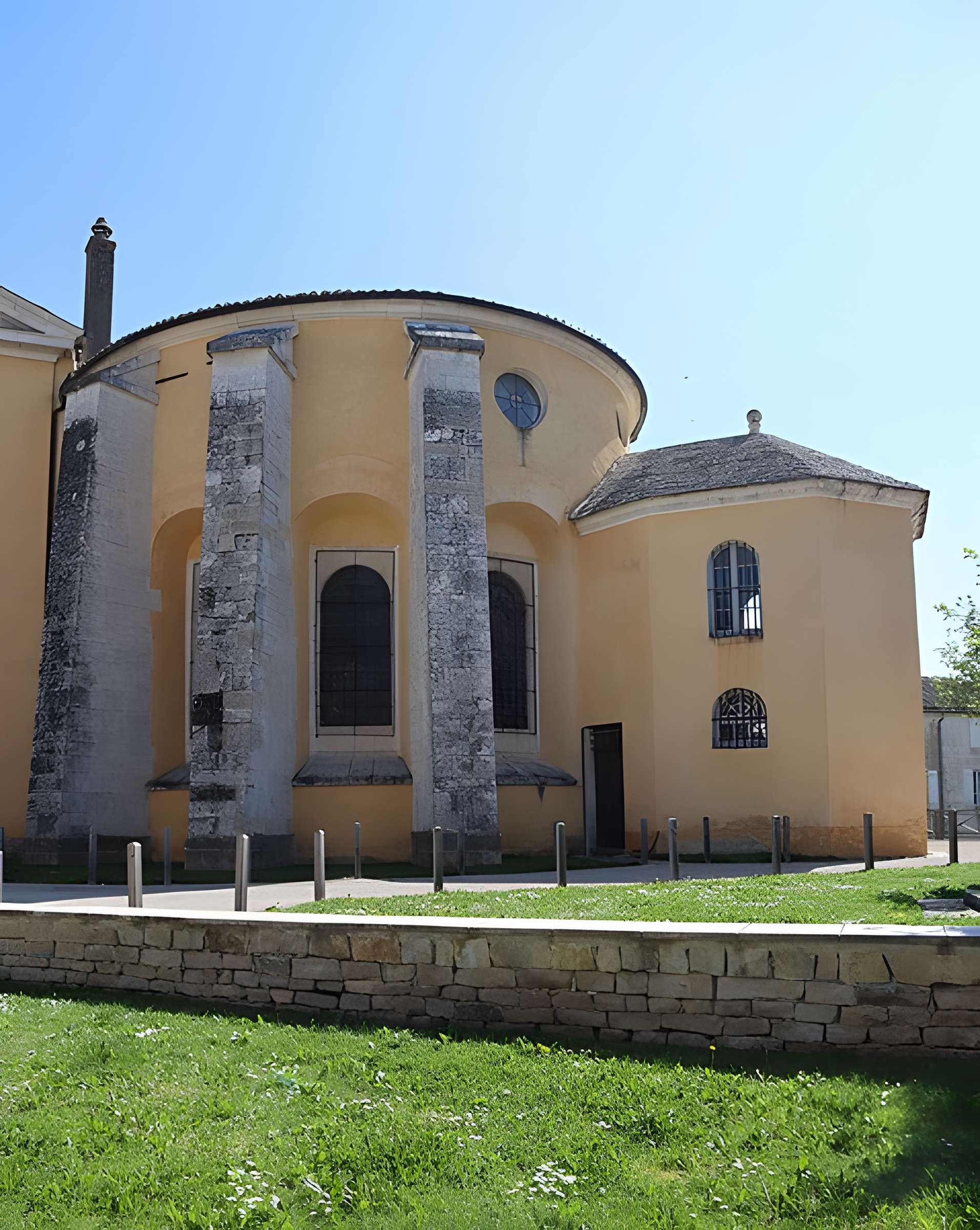 Église Saints-Pierre-et-Paul de Givry