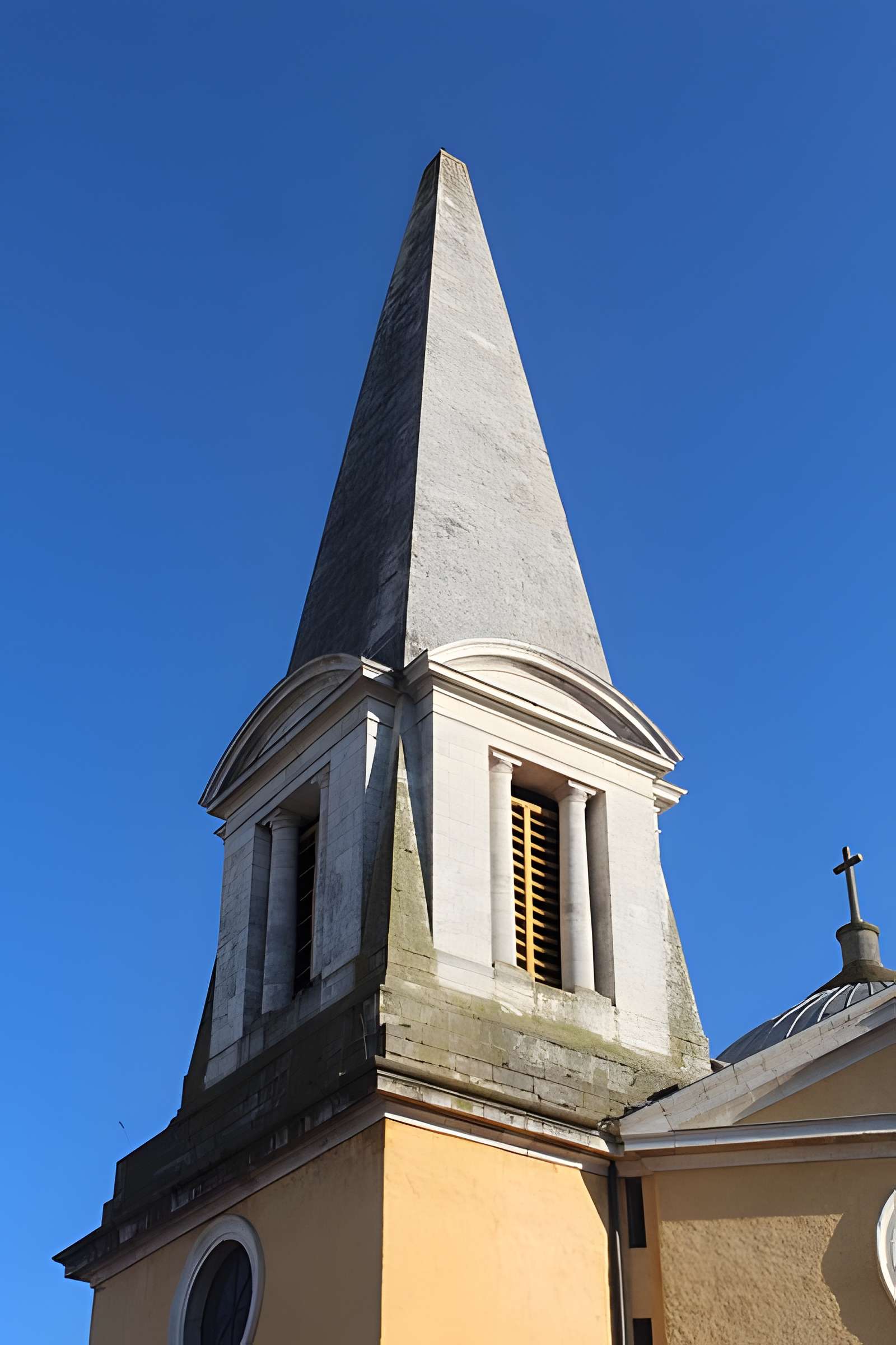 Église Saints-Pierre-et-Paul de Givry