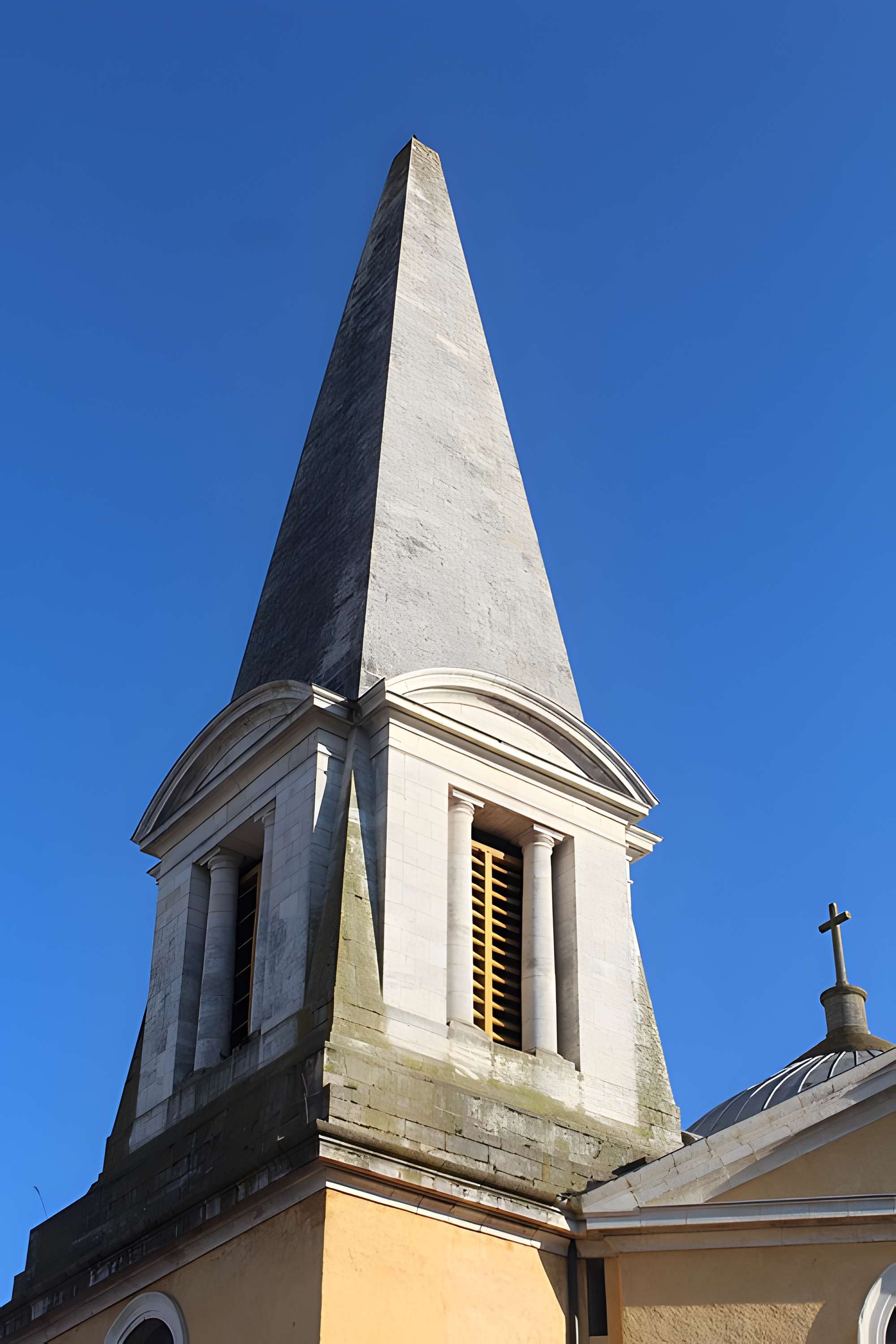 Église Saints-Pierre-et-Paul de Givry