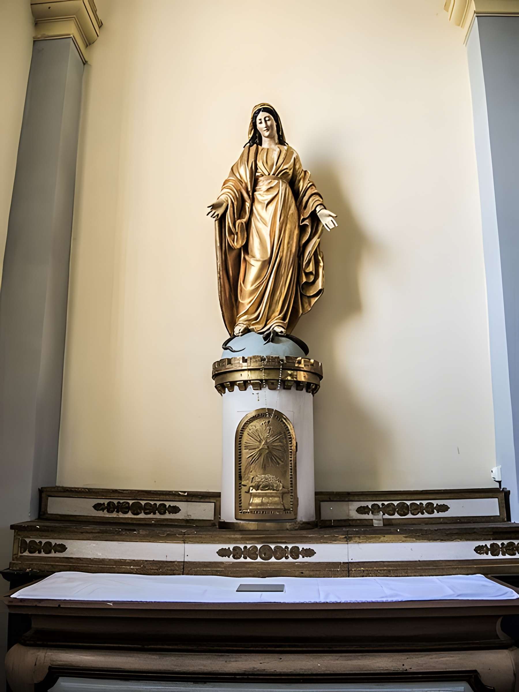 Église Saints-Pierre-et-Paul de Vorges-les-Pins