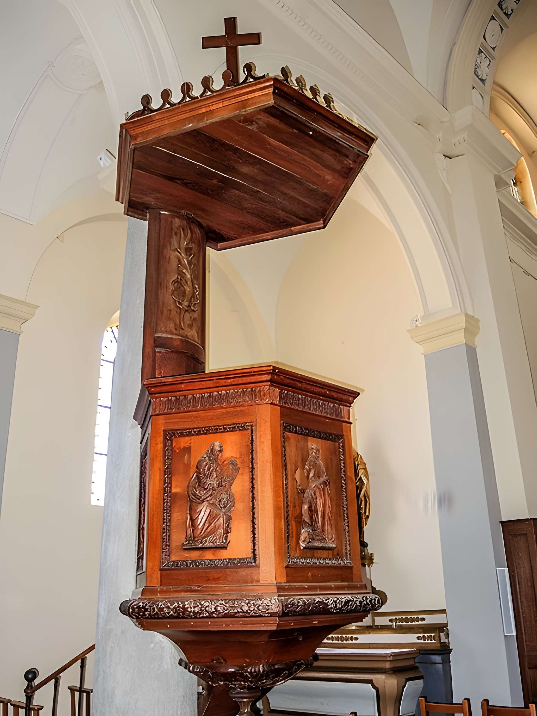 Église Saints-Pierre-et-Paul de Vorges-les-Pins