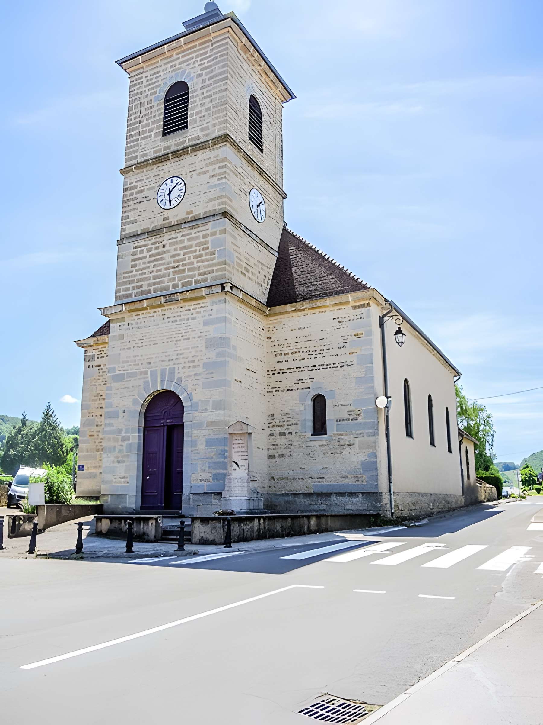 Église Saints-Pierre-et-Paul de Vorges-les-Pins