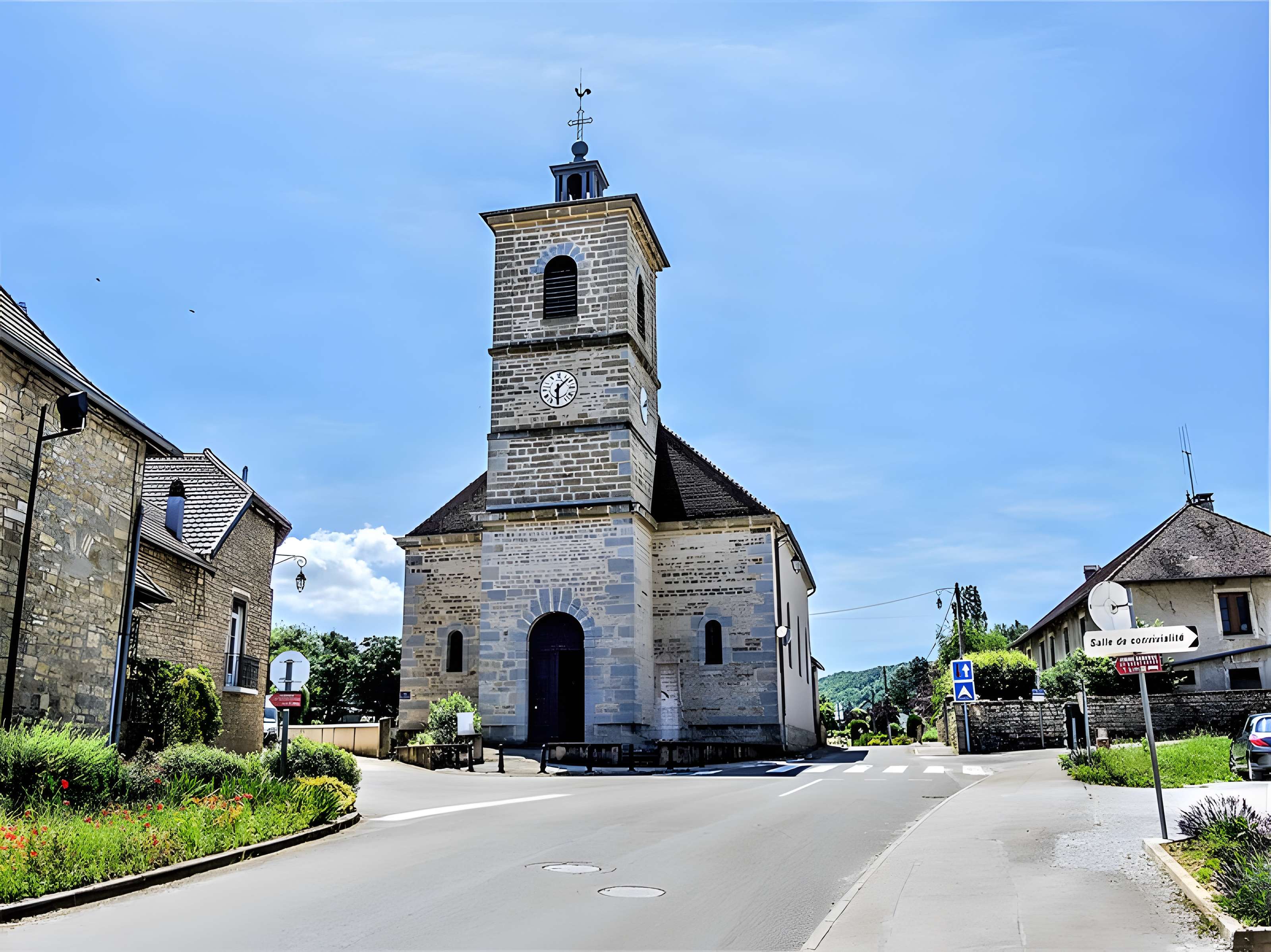 Église Saints-Pierre-et-Paul de Vorges-les-Pins