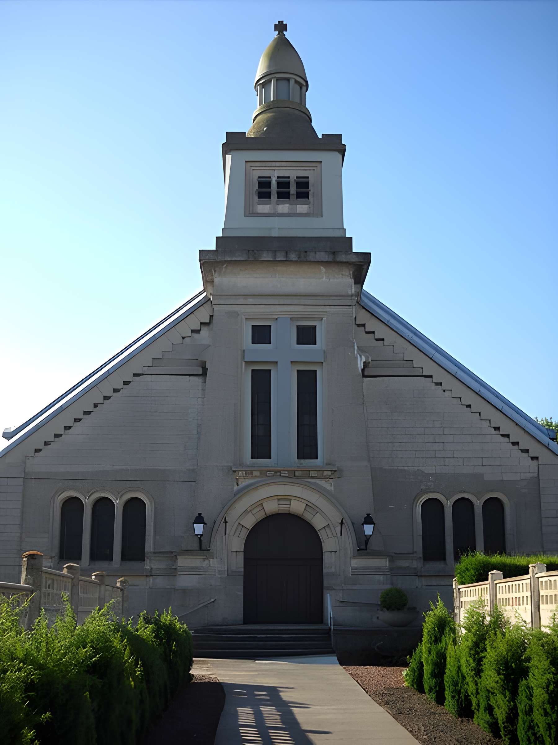 Église Saint-Stanislas de la cité Bruno 