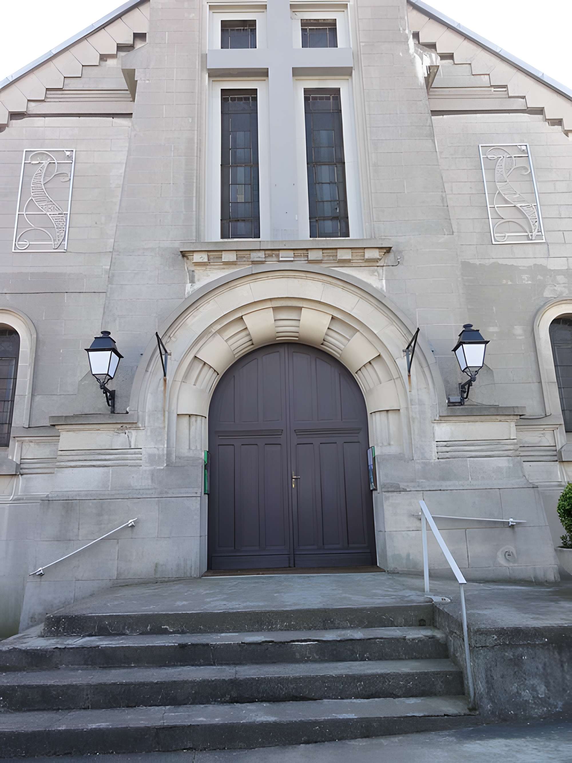 Église Saint-Stanislas de la cité Bruno