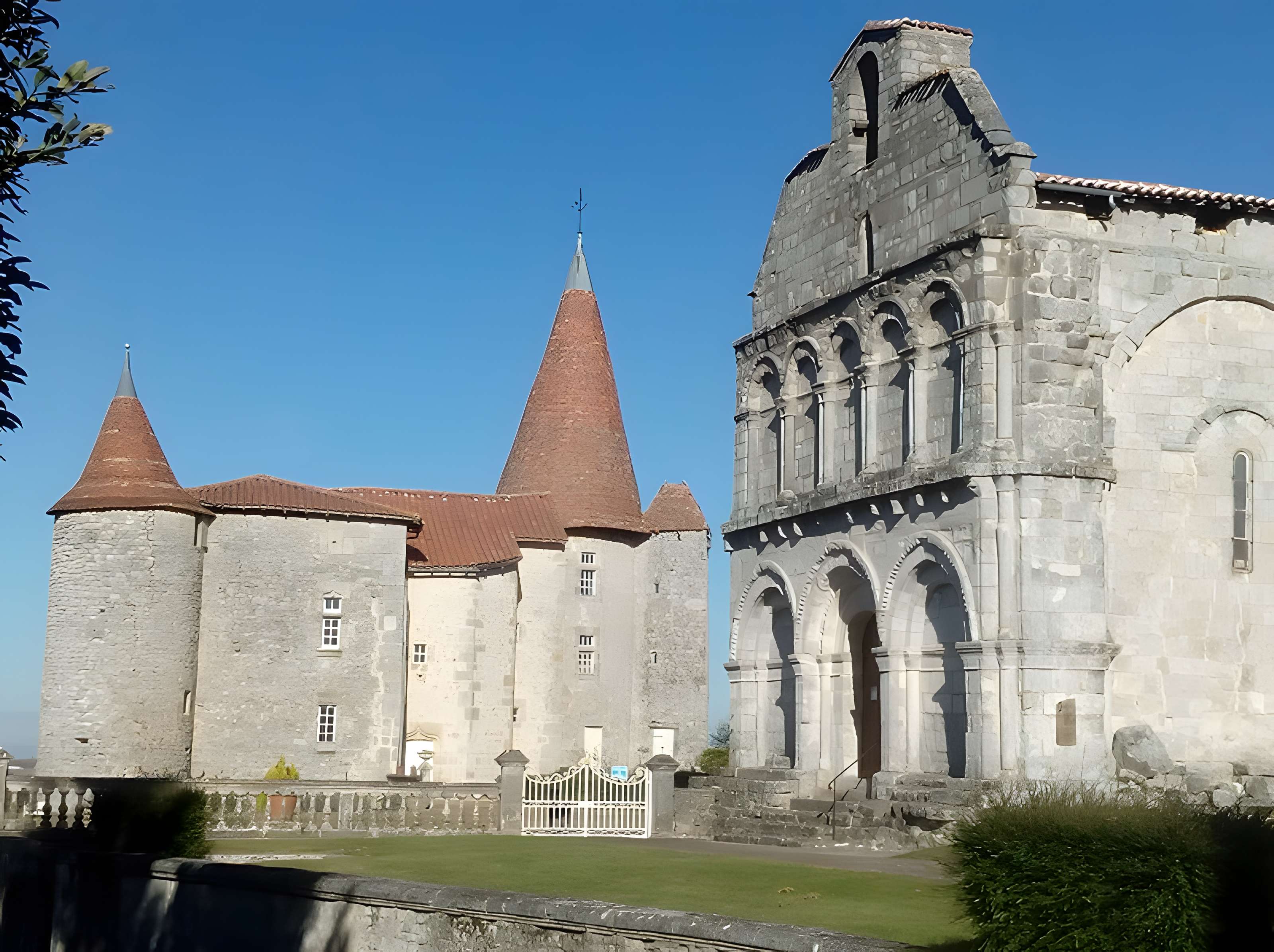 Église Saint-Sulpice de Chillac