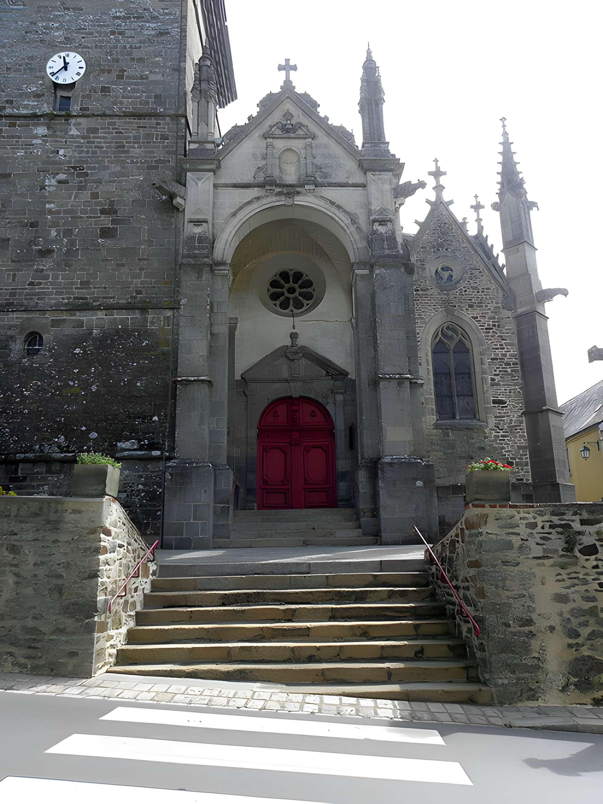 Église Saint-Sulpice de Gennes-sur-Seiche