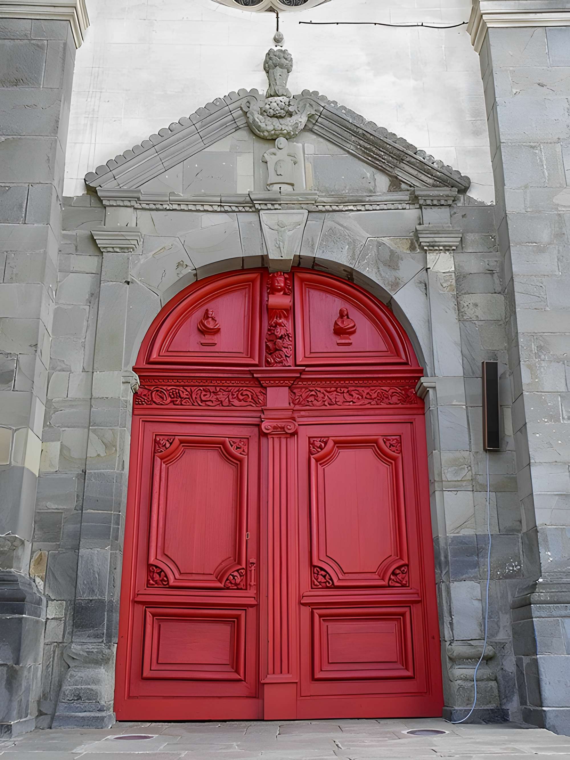 Église Saint-Sulpice de Gennes-sur-Seiche