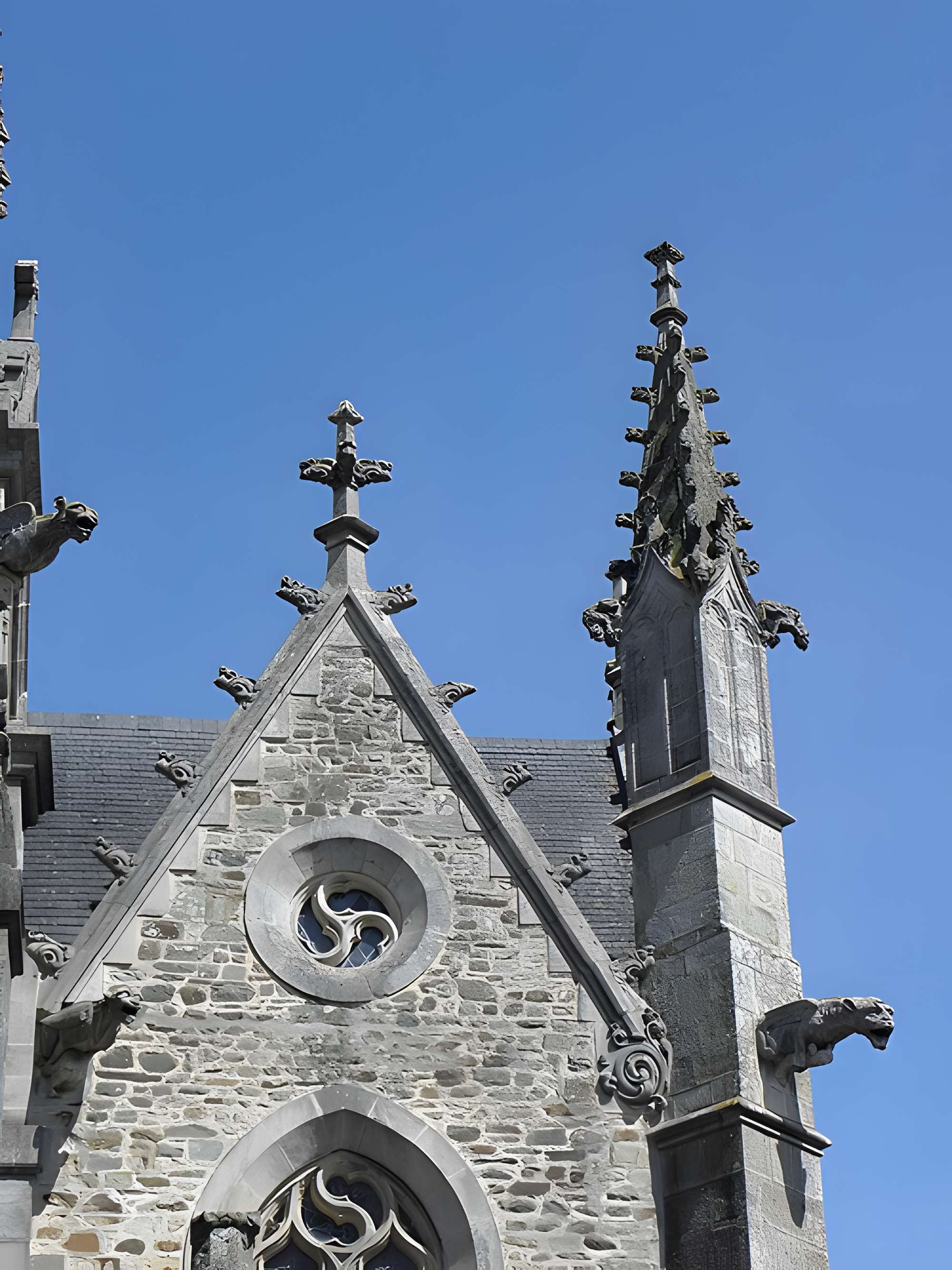 Église Saint-Sulpice de Gennes-sur-Seiche