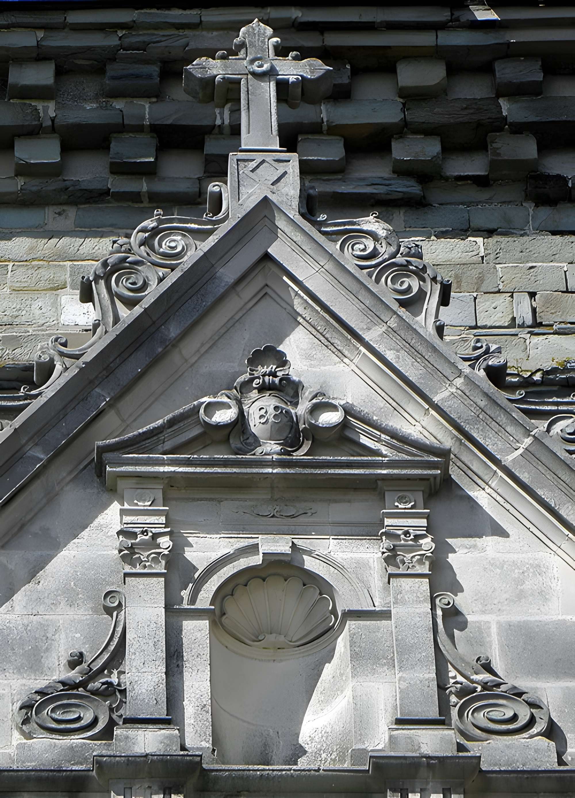 Église Saint-Sulpice de Gennes-sur-Seiche