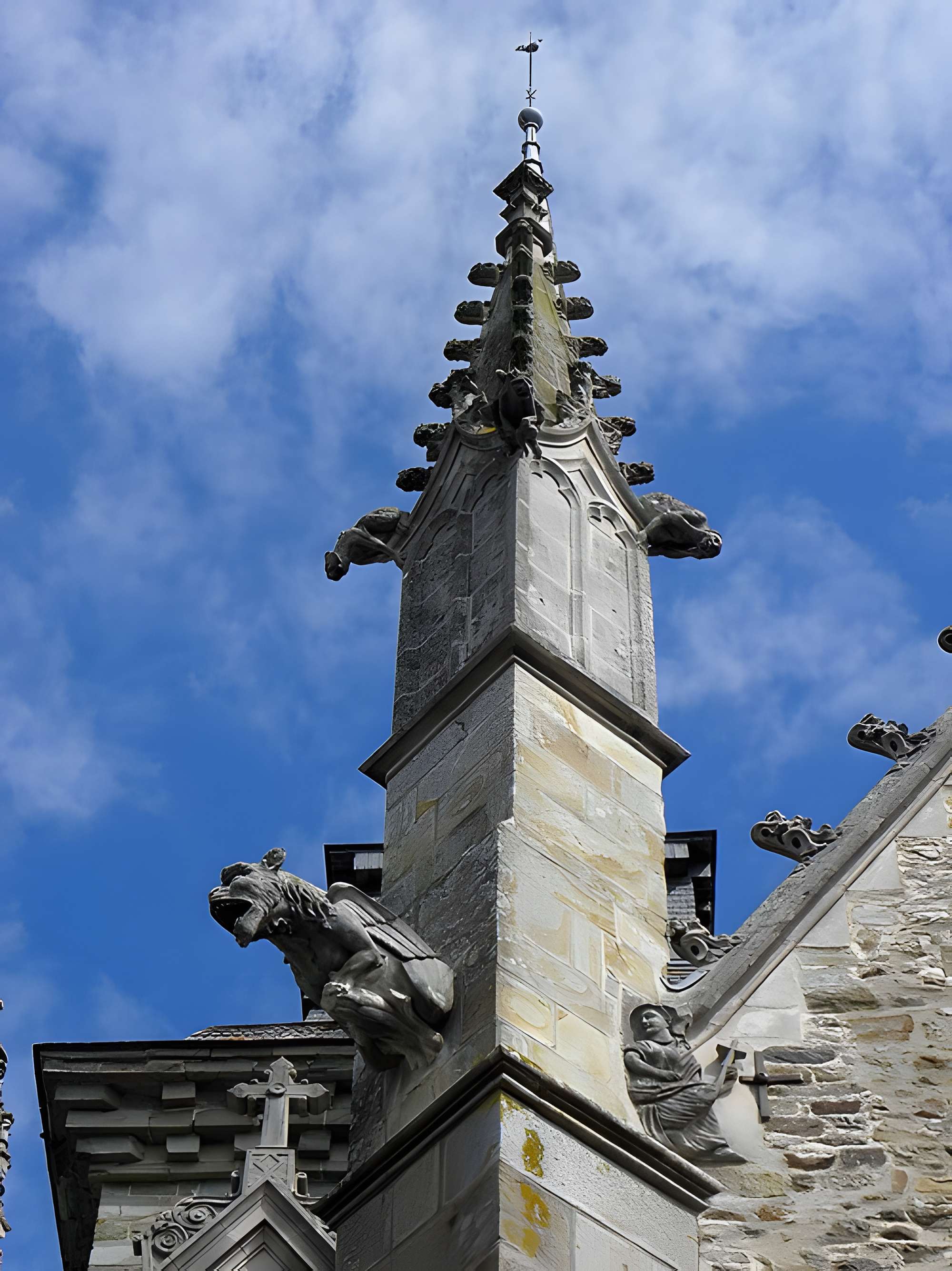 Église Saint-Sulpice de Gennes-sur-Seiche