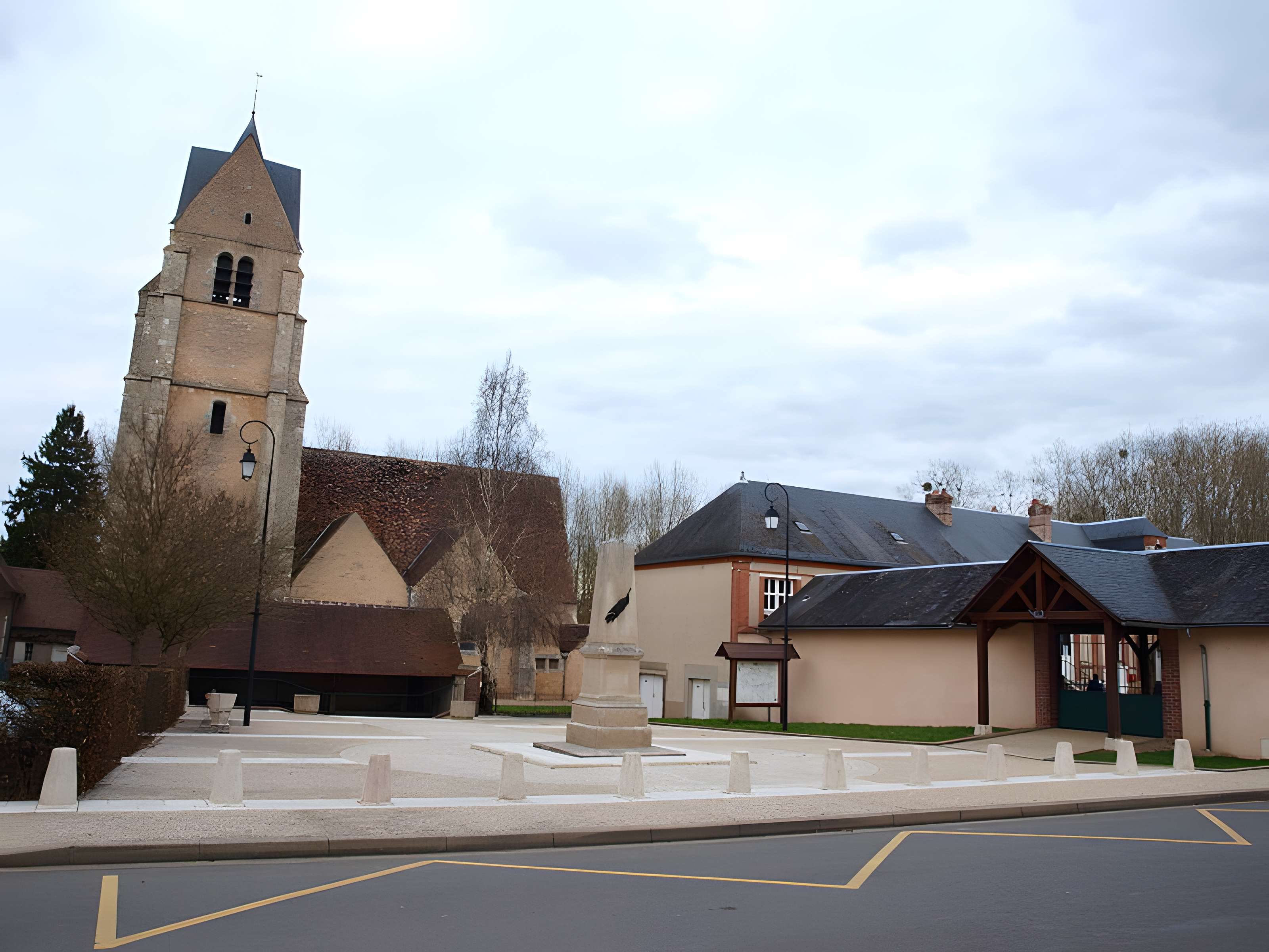 Église Saint-Sulpice de Gy-les-Nonains