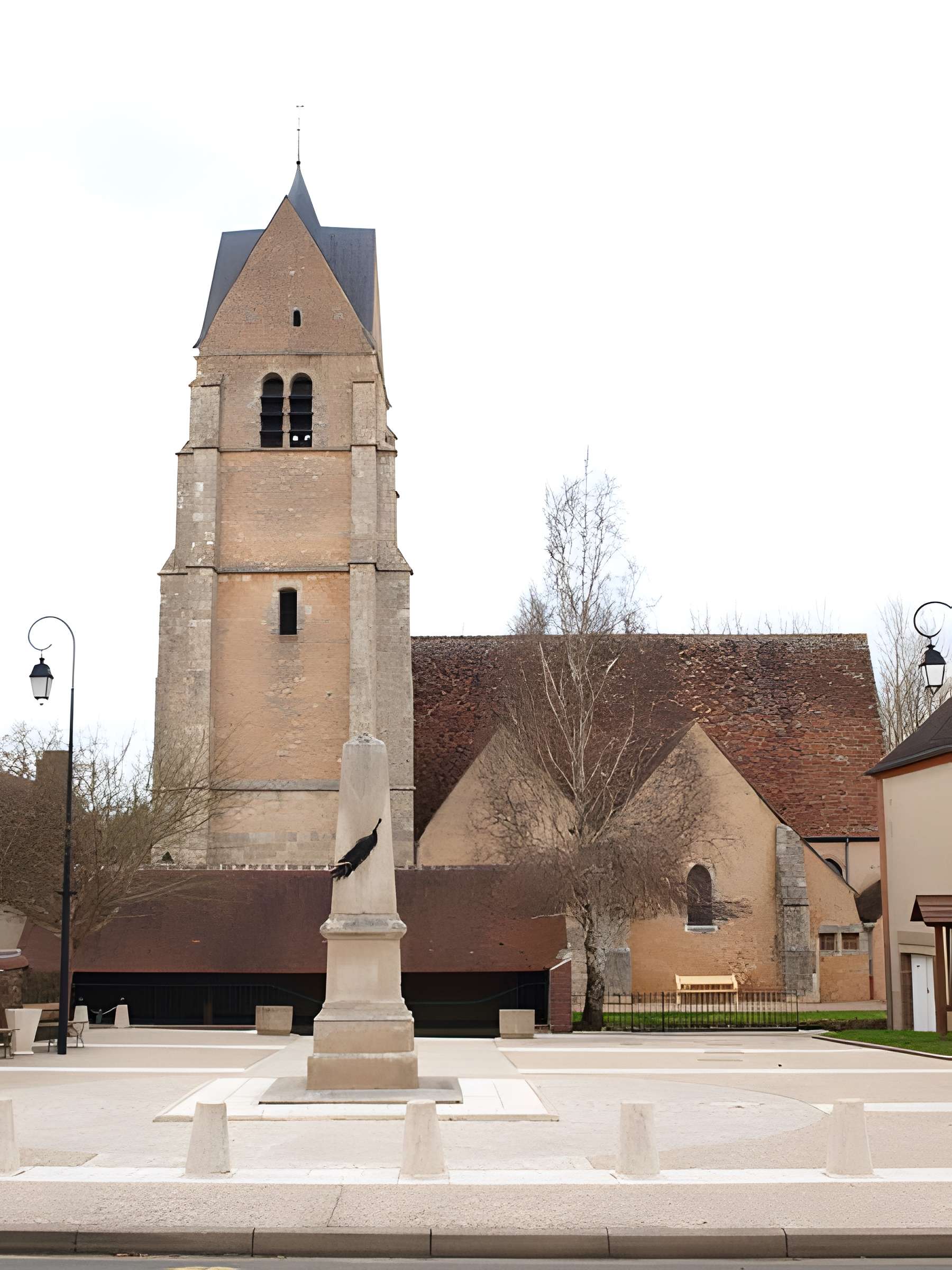 Église Saint-Sulpice de Gy-les-Nonains