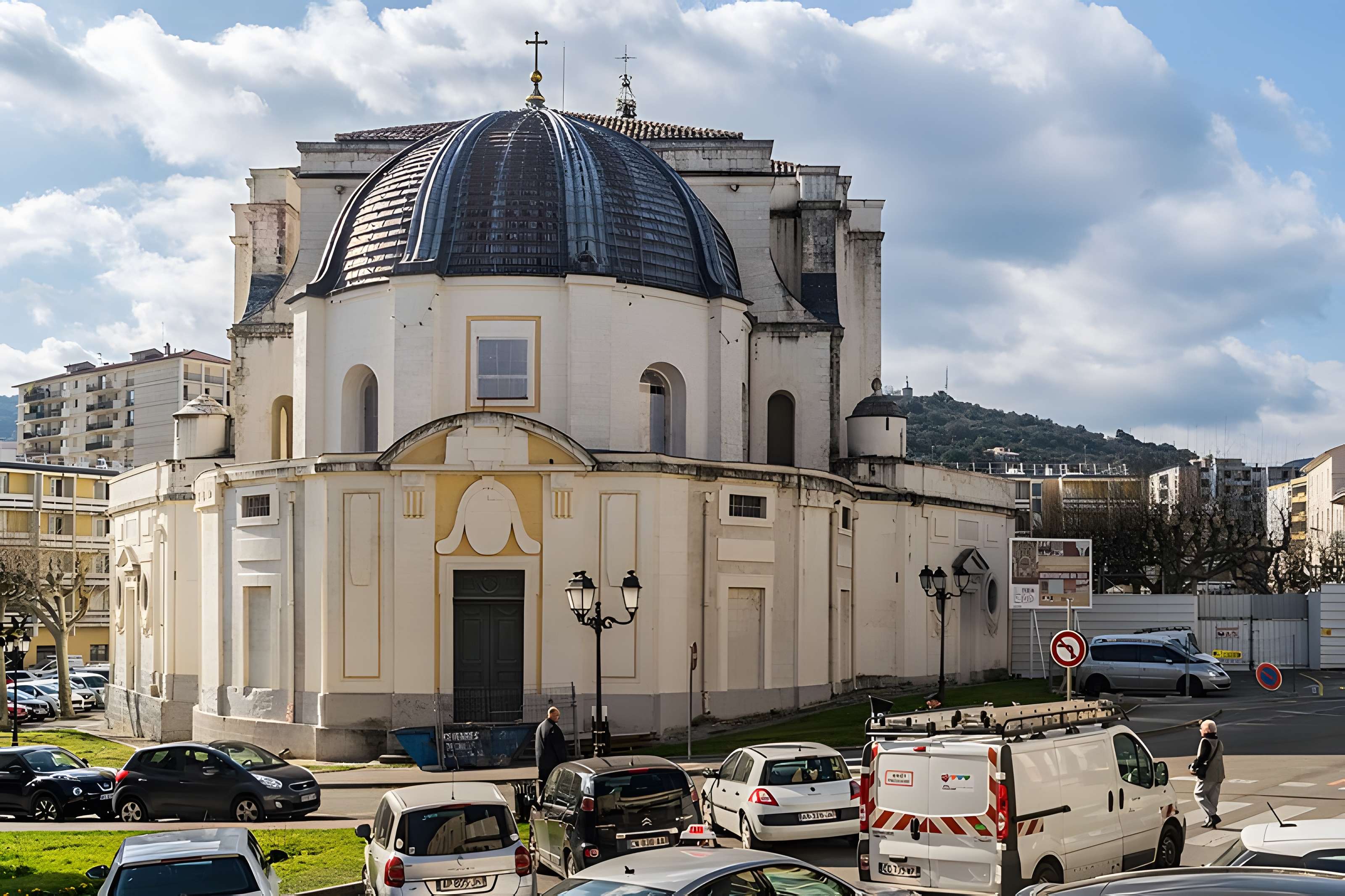 Cathédrale Saint-Jean-Baptiste d'Alès