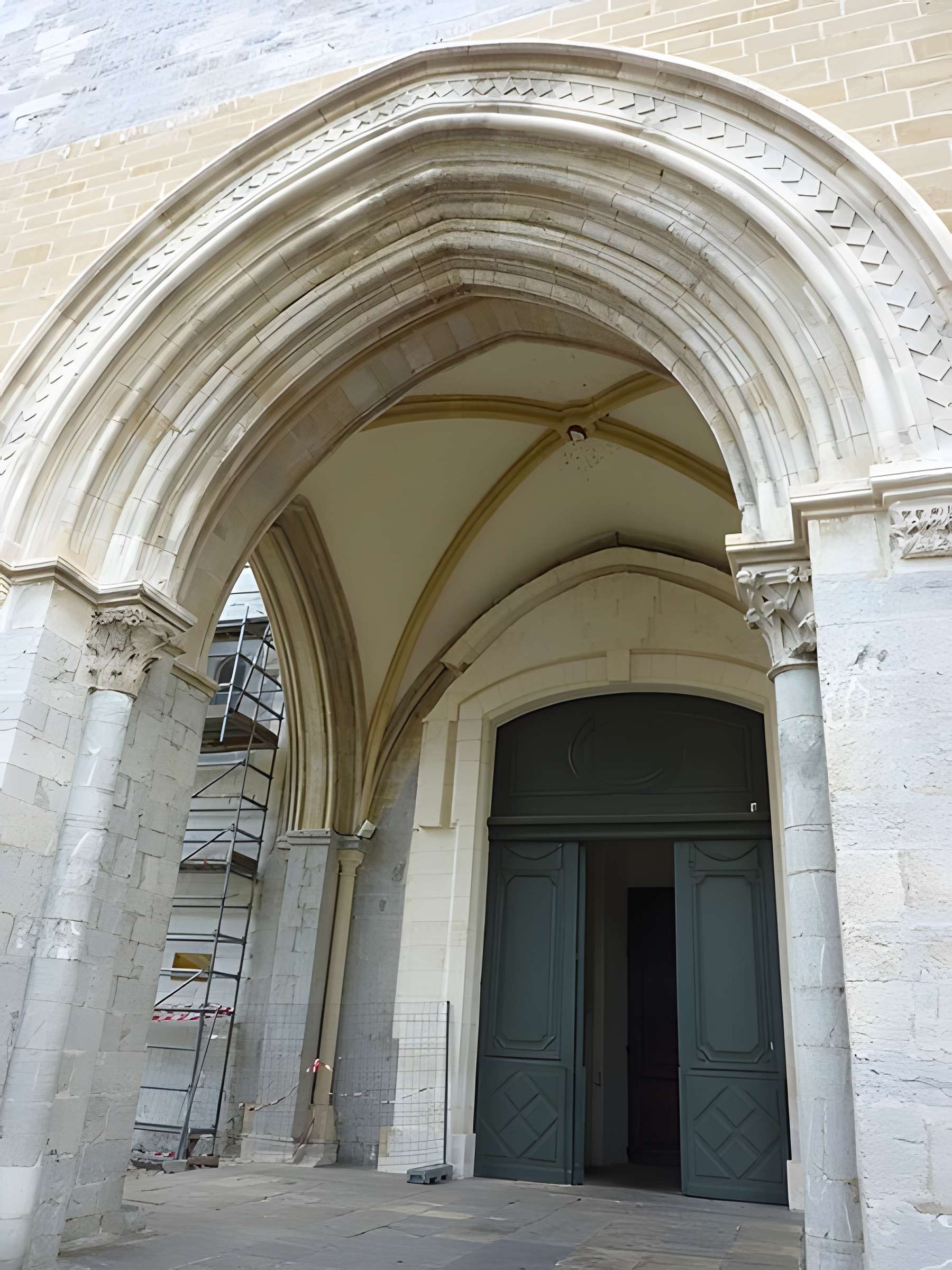 Cathédrale Saint-Jean-Baptiste d'Alès