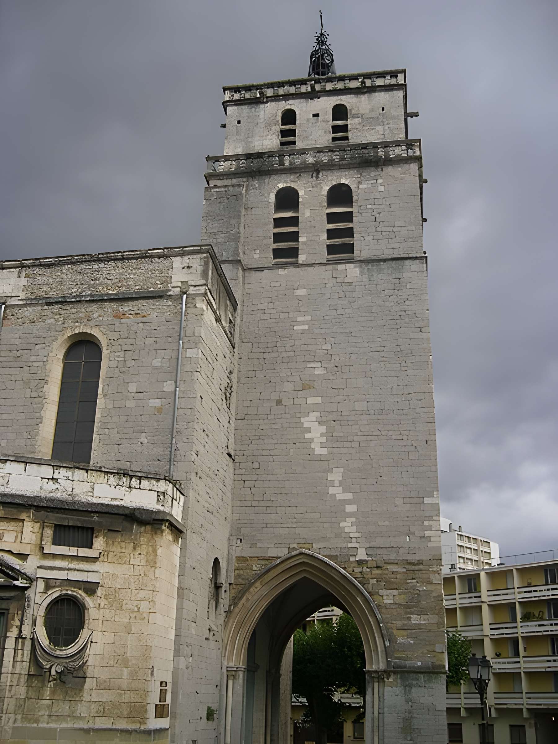 Cathédrale Saint-Jean-Baptiste d'Alès