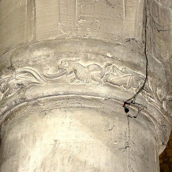 Photo de Église Saint-Sulpice de Montsoult et une croix