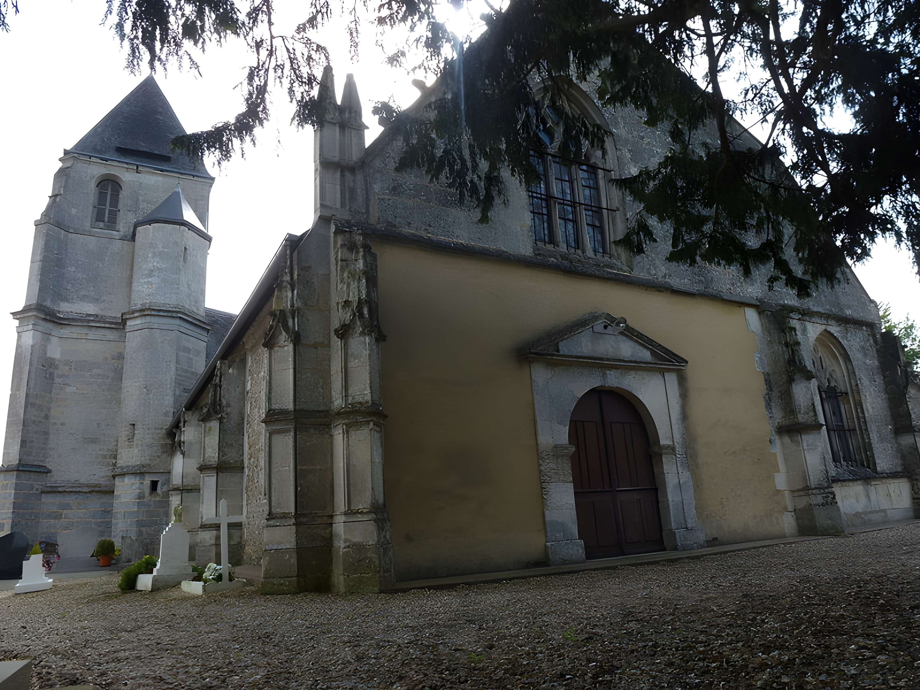 Église Saint-Sulpice de Plasnes