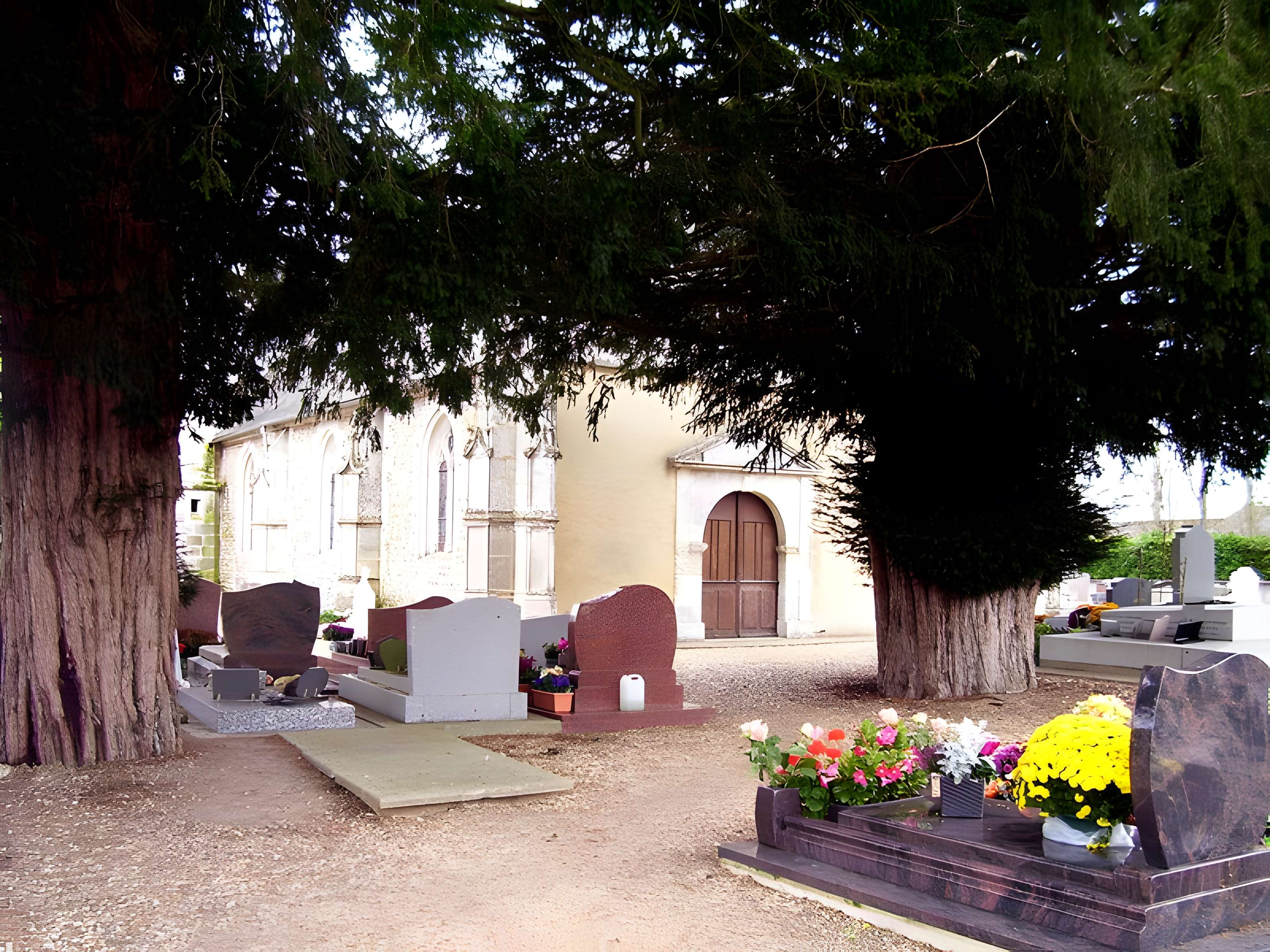 Église Saint-Sulpice de Plasnes