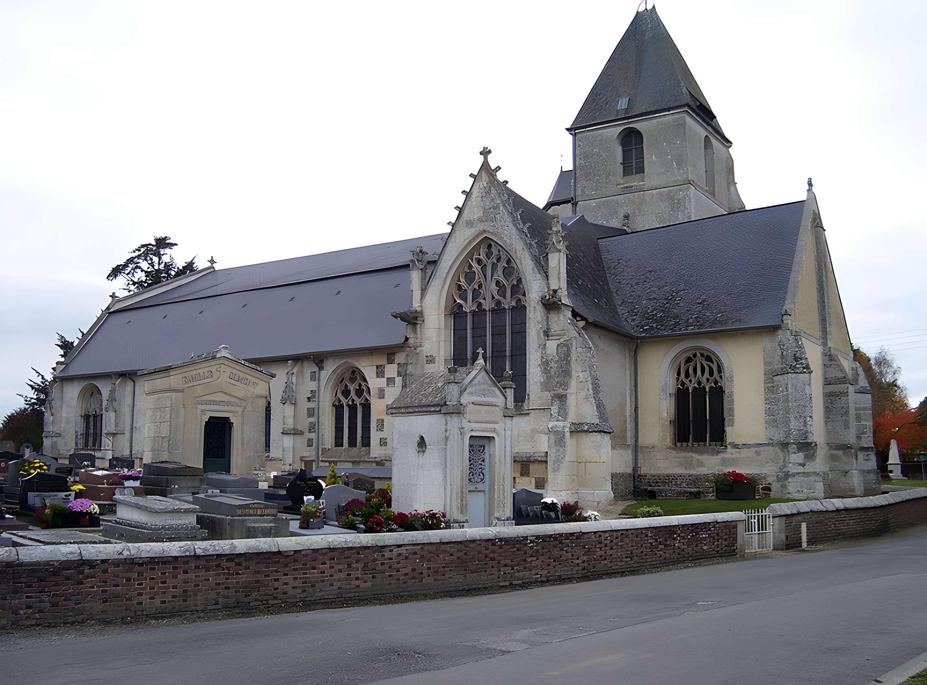 Église Saint-Sulpice de Plasnes