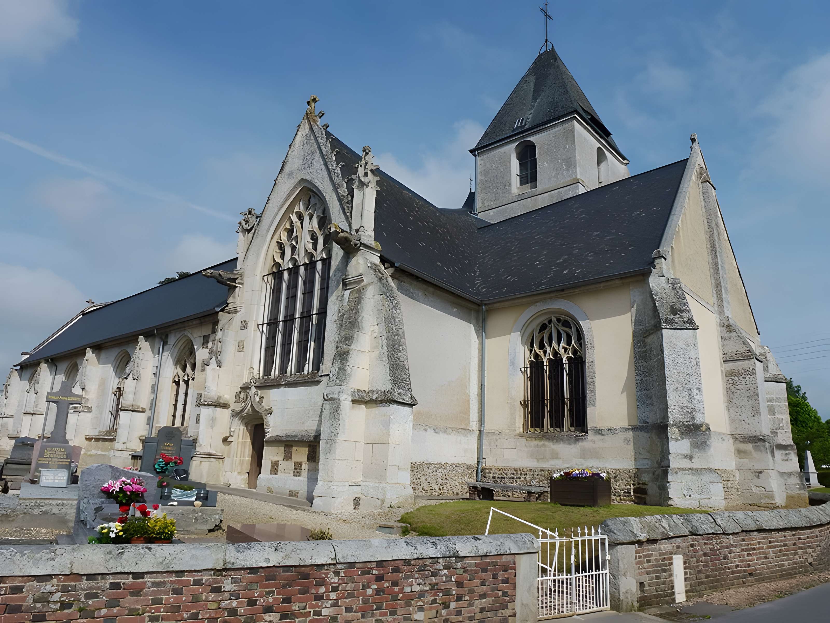 Église Saint-Sulpice de Plasnes