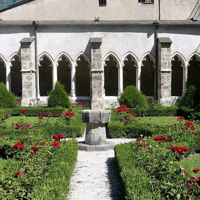 Photo de Cathédrale Saint-Jean-Baptiste de Saint-Jean-de-Maurienne