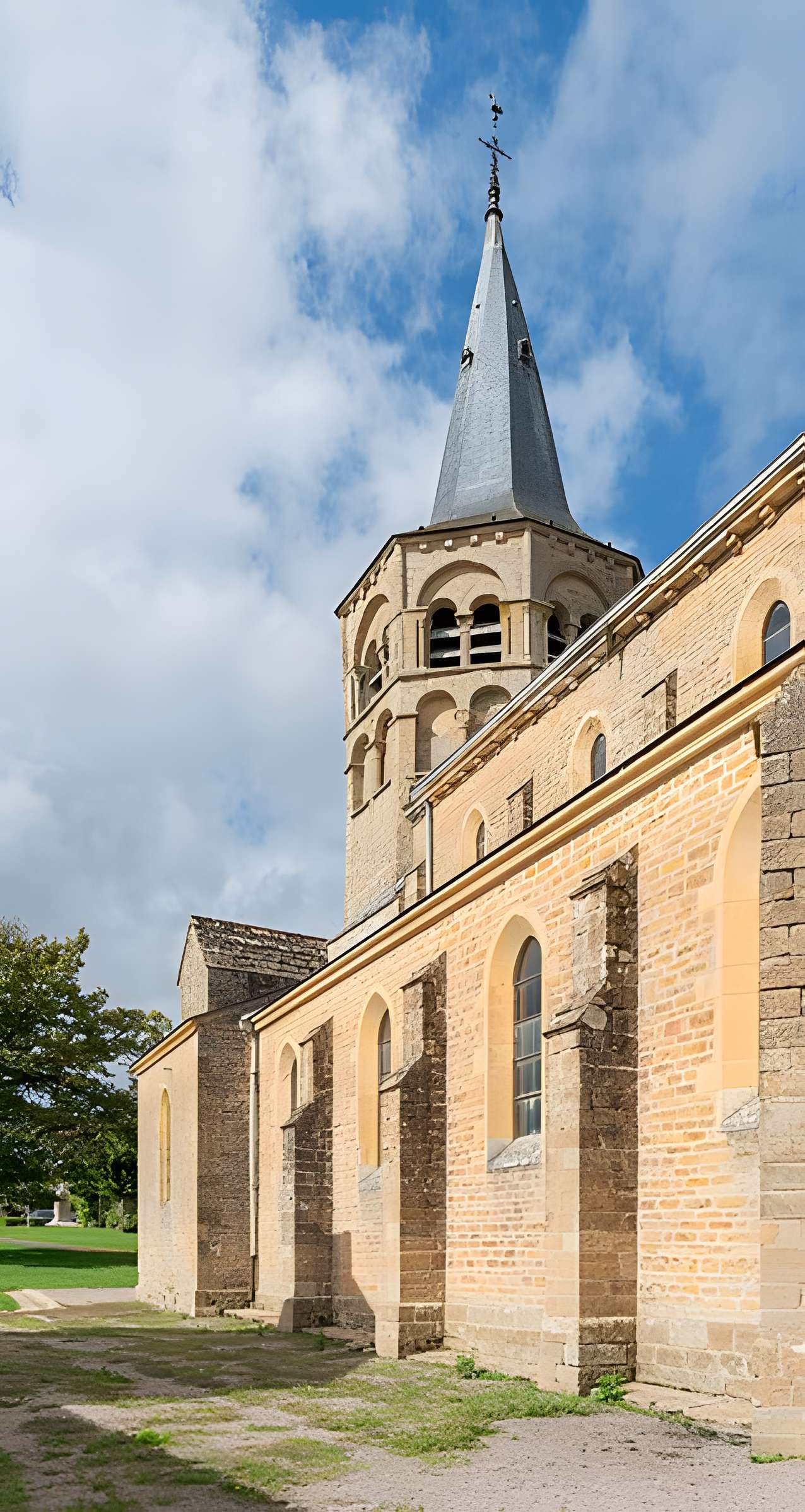 Église Saint-Sulpice de Saint-Sulpice dans la Nièvre