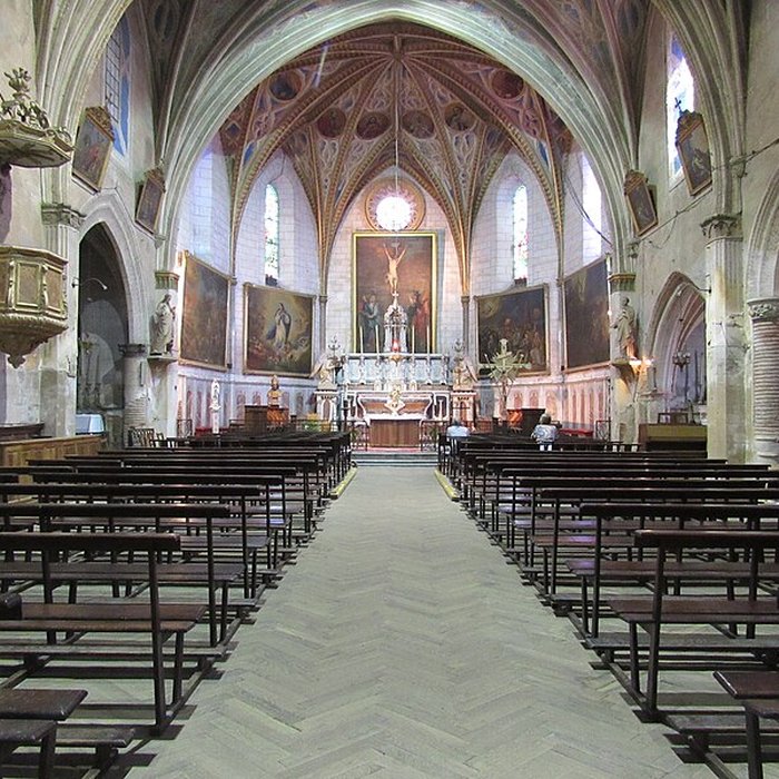 Photo de Église Saint-Sulpice de Saint-Sulpice-sur-Lèze et croix