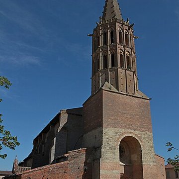 Église Saint-Sulpice de Saint-Sulpice-sur-Lèze et croix
