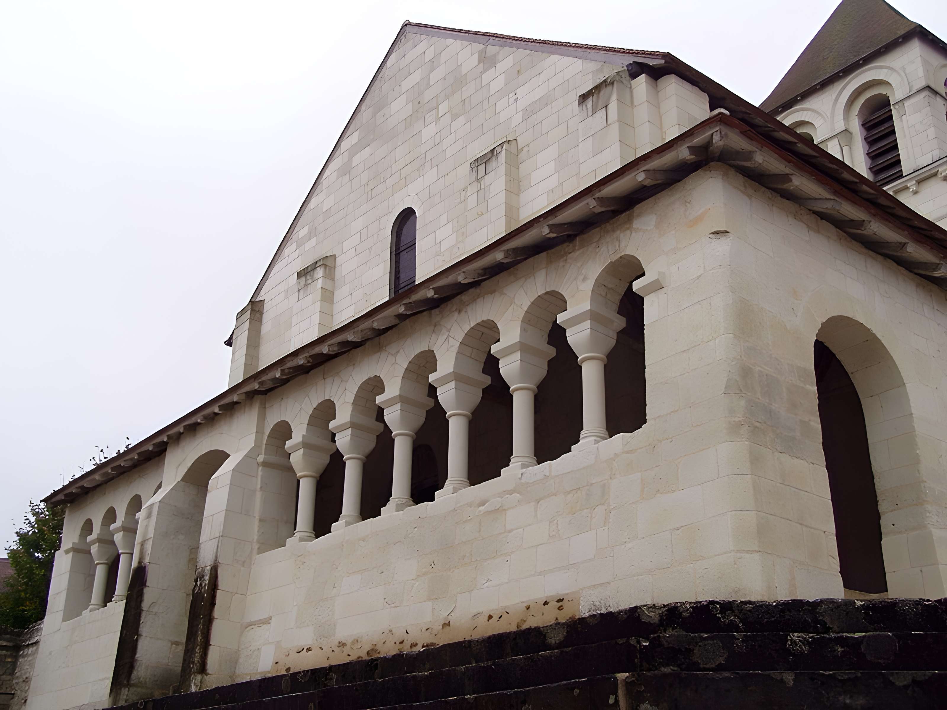 Église Saint-Sulpice d'Oyré
