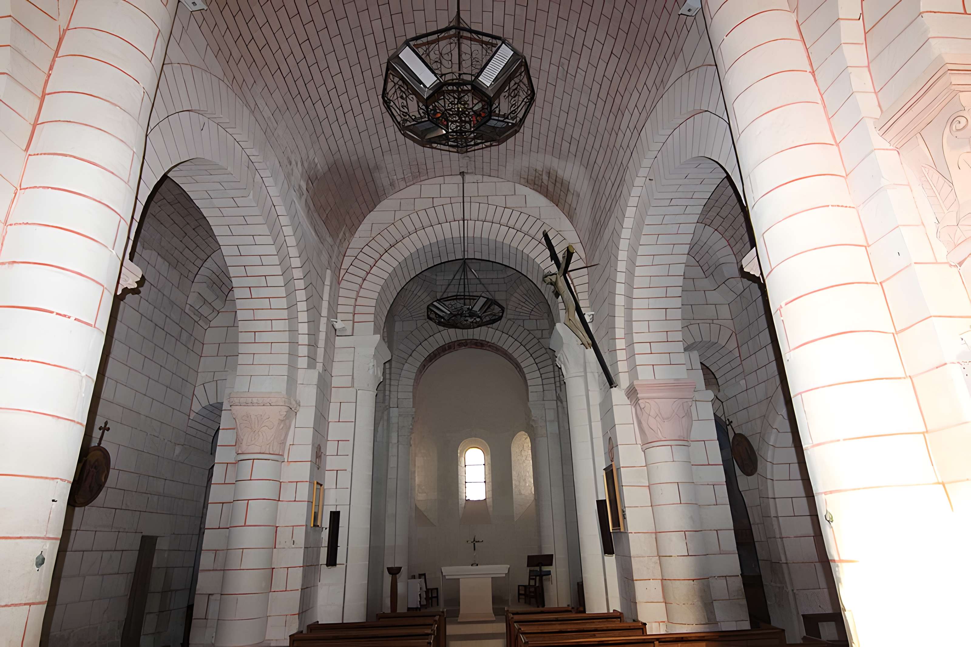 Église Saint-Sulpice d'Oyré
