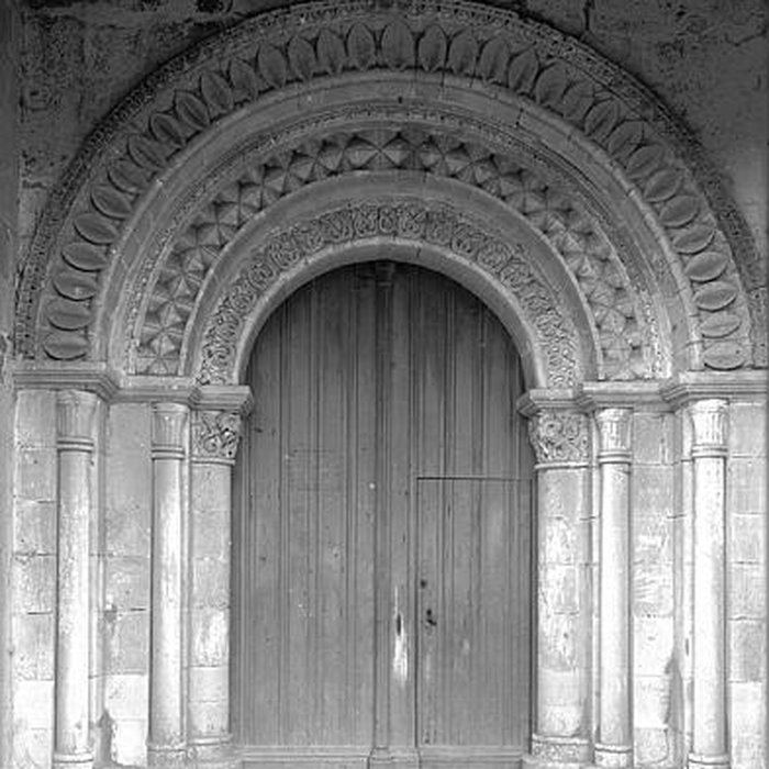 Photo de Église Saint-Sylvain de Saint-Sauvant