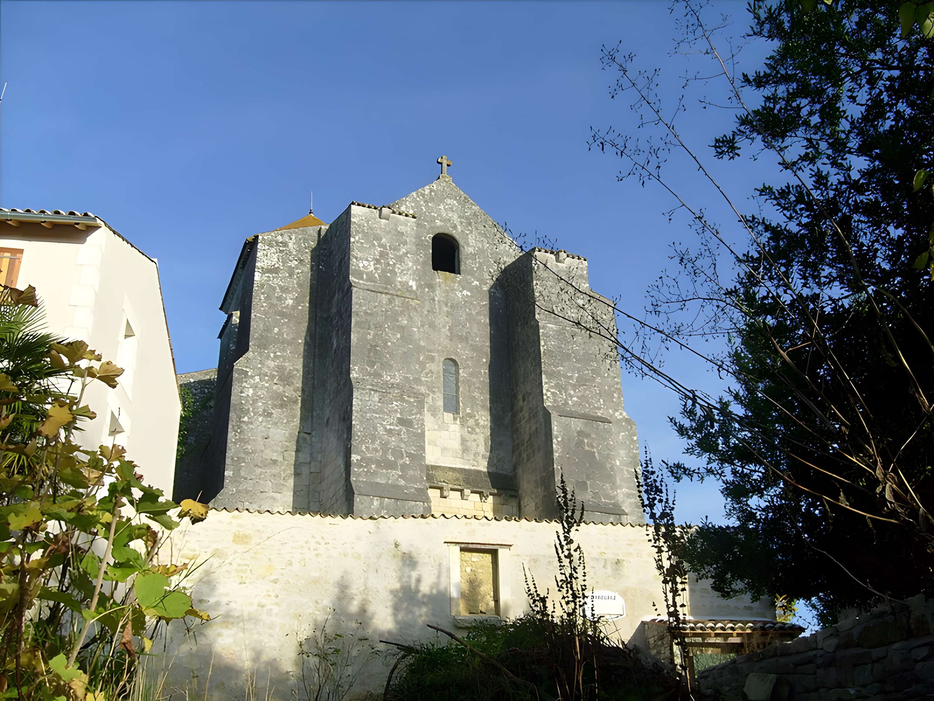 Église Saint-Sylvain de Saint-Sauvant