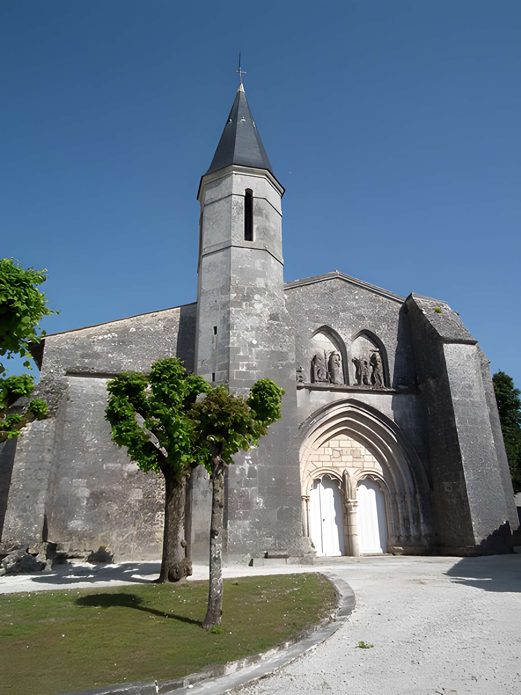 Église Saint-Symphorien de Grézac