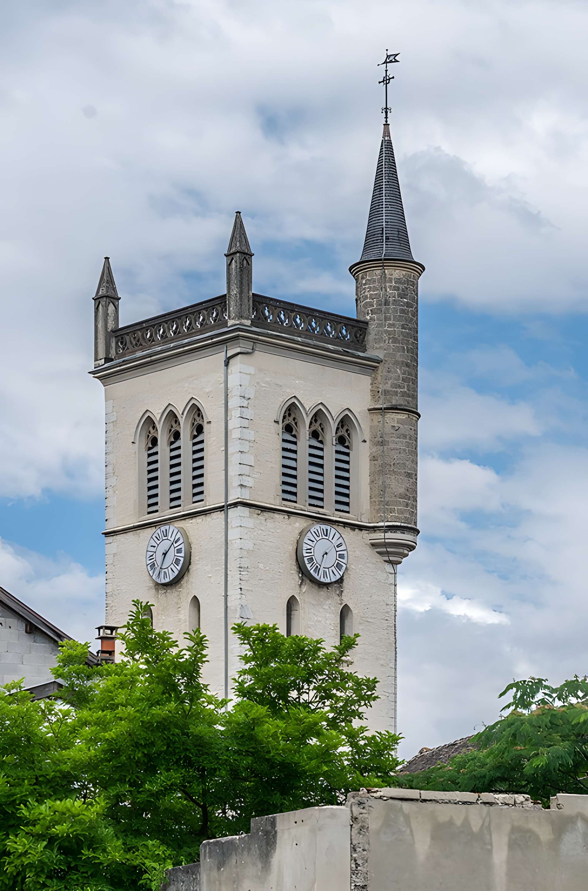 Église Saint-Symphorien de Morestel